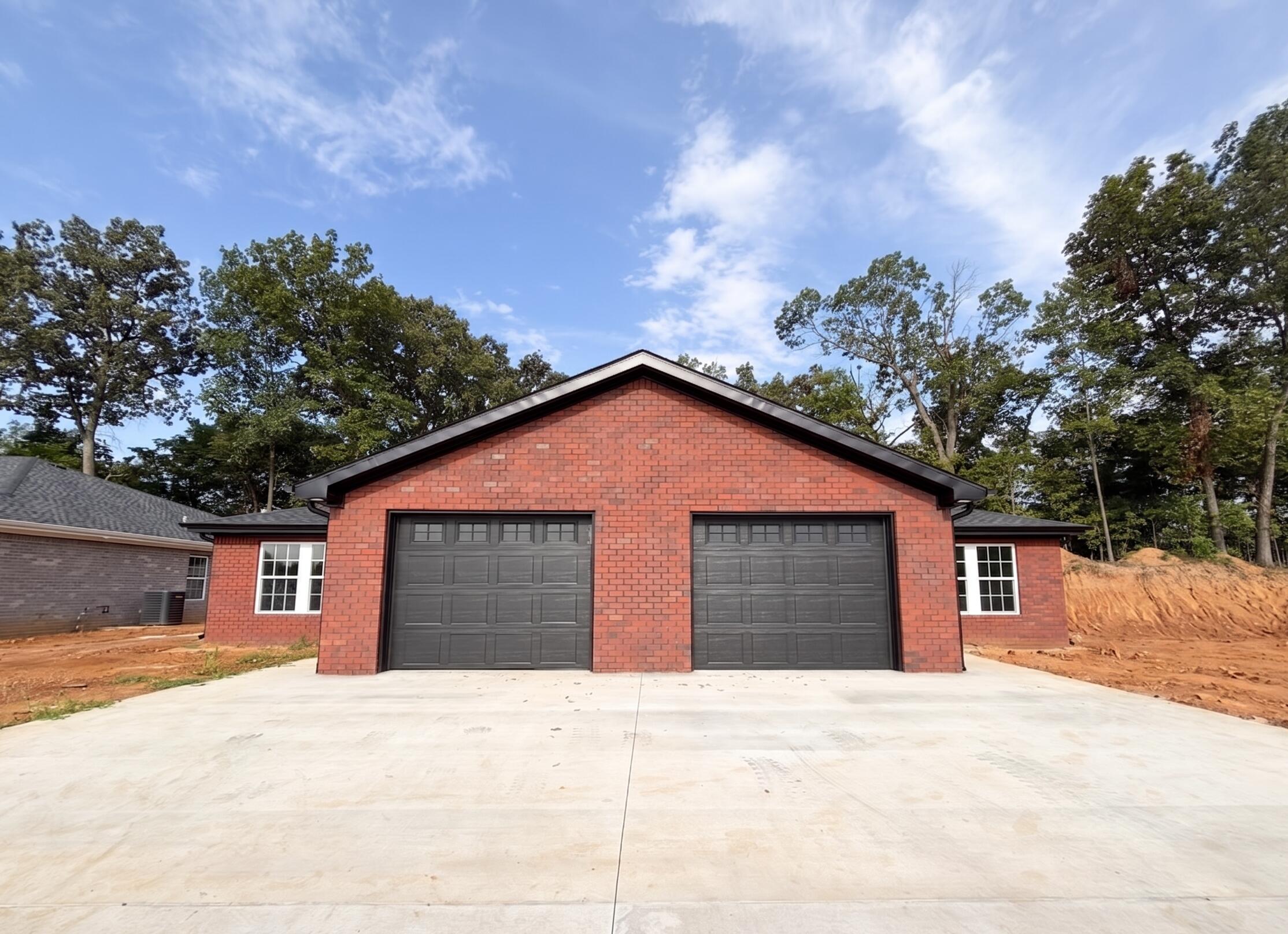 161 Blanton Ct Property Photo 1