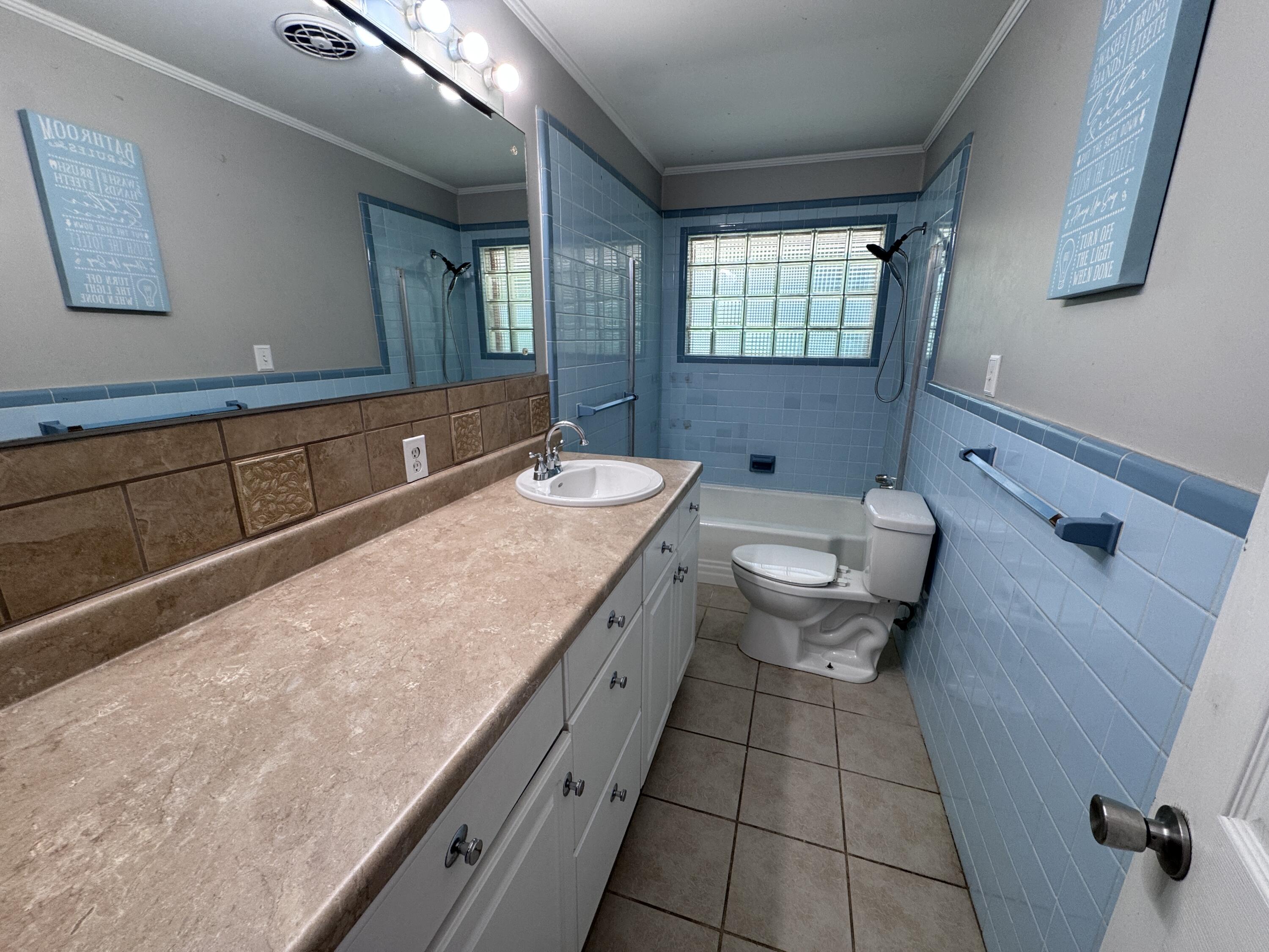4832 Exall Lane Property Photo 13