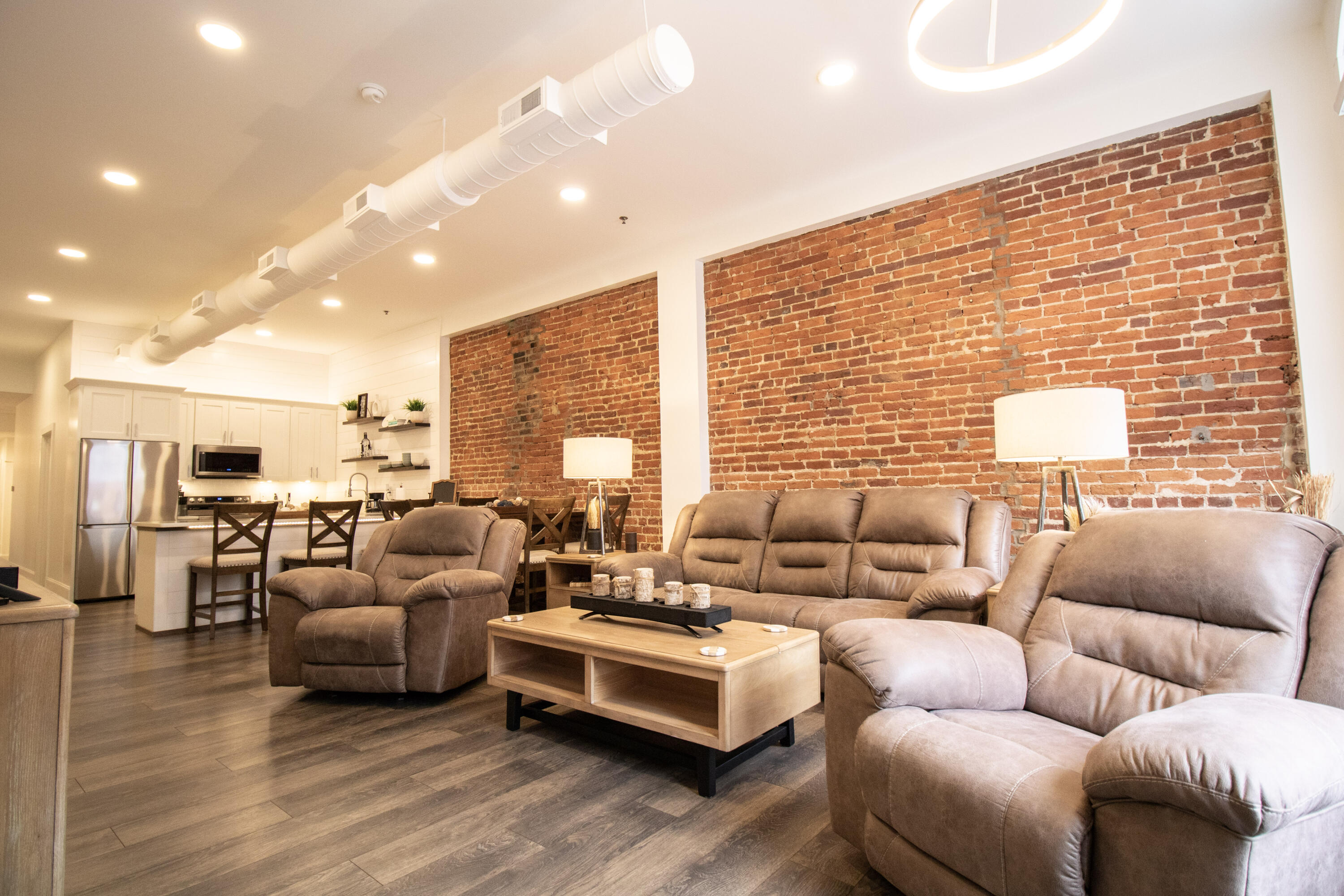 211 Broadway Street D Property Photo 6
