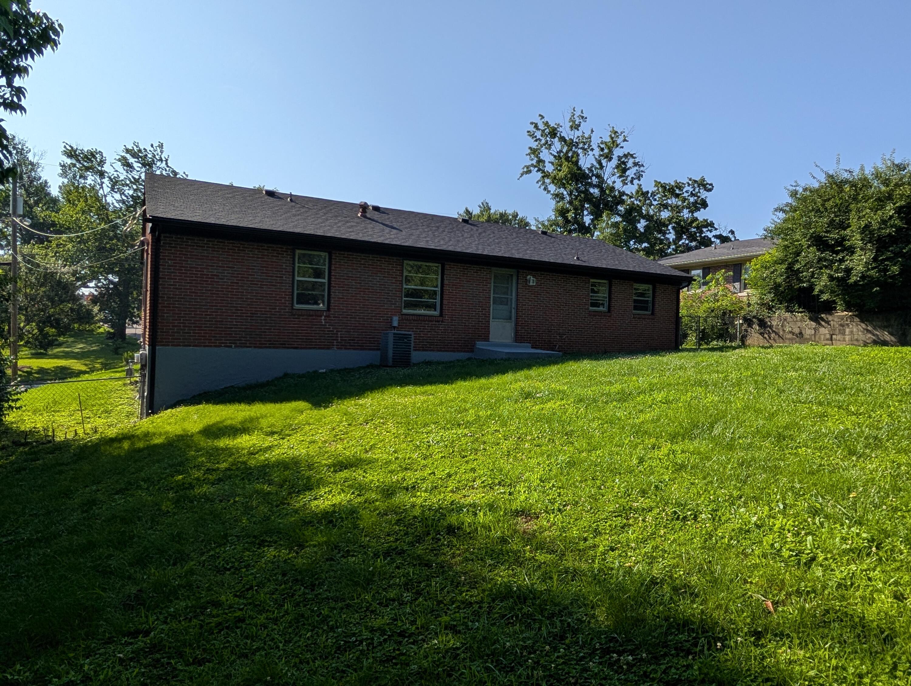 106 Leimaur Drive Property Photo 5