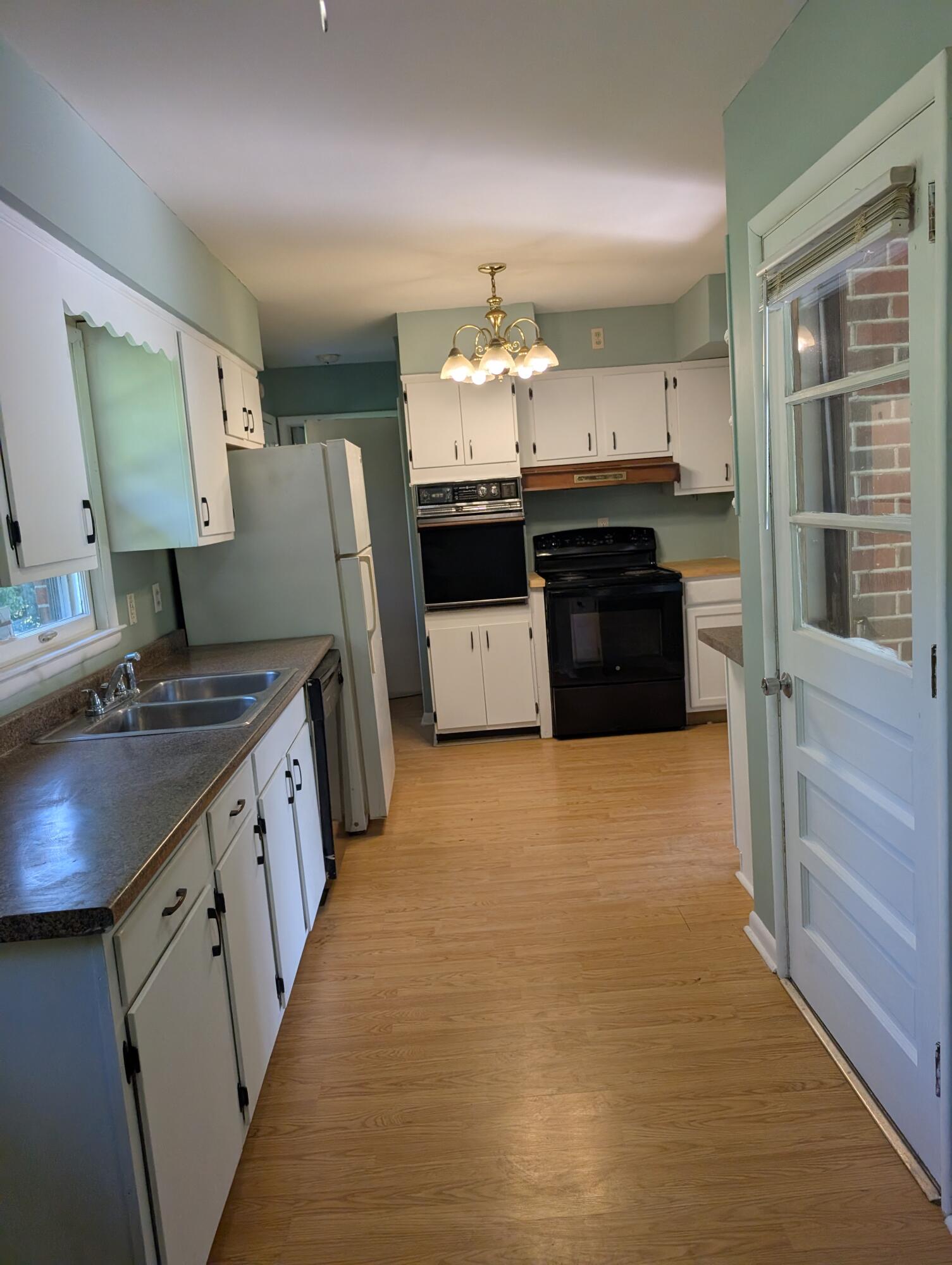 106 Leimaur Drive Property Photo 10