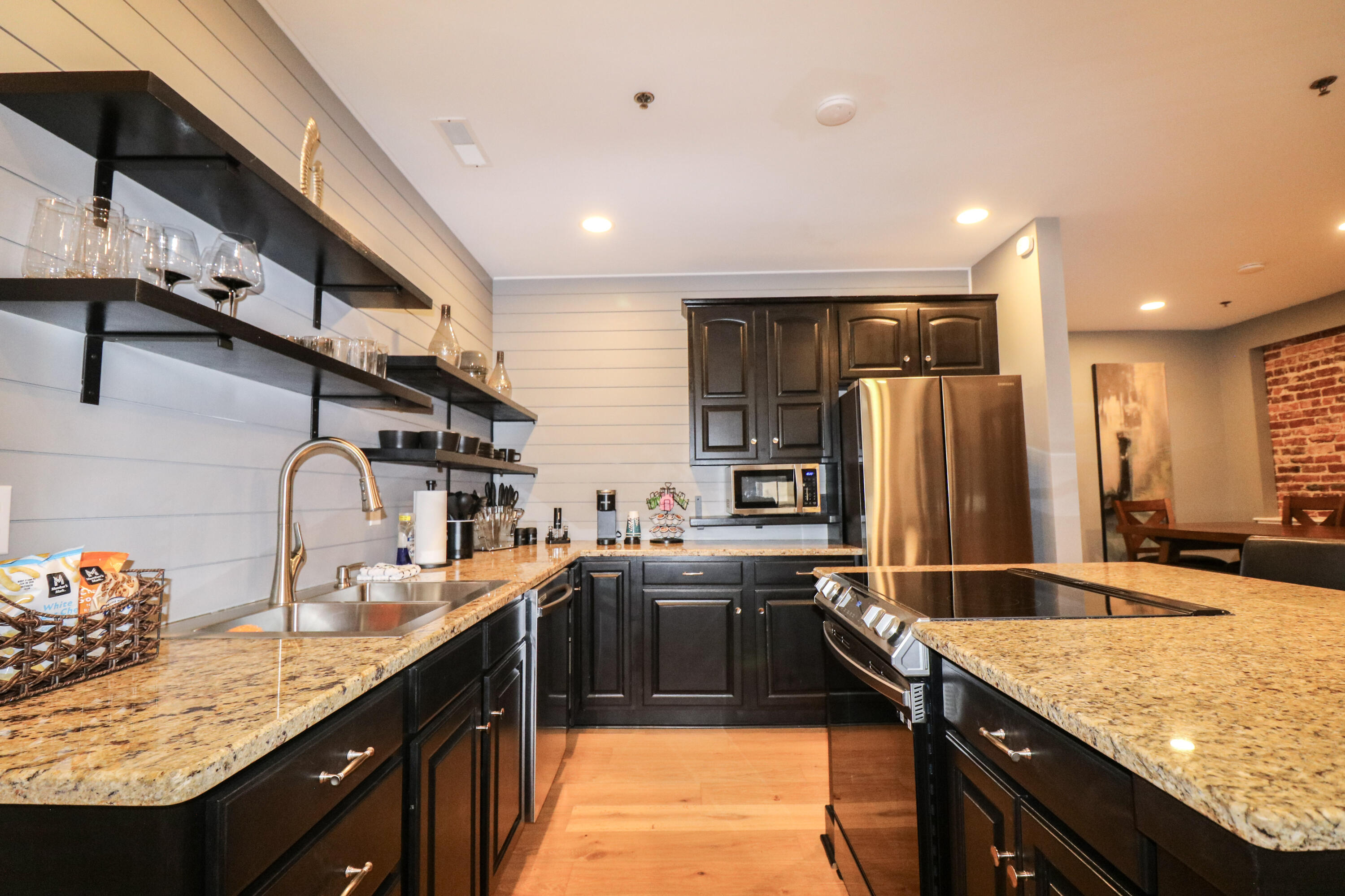 211 Broadway Street A Property Photo 14