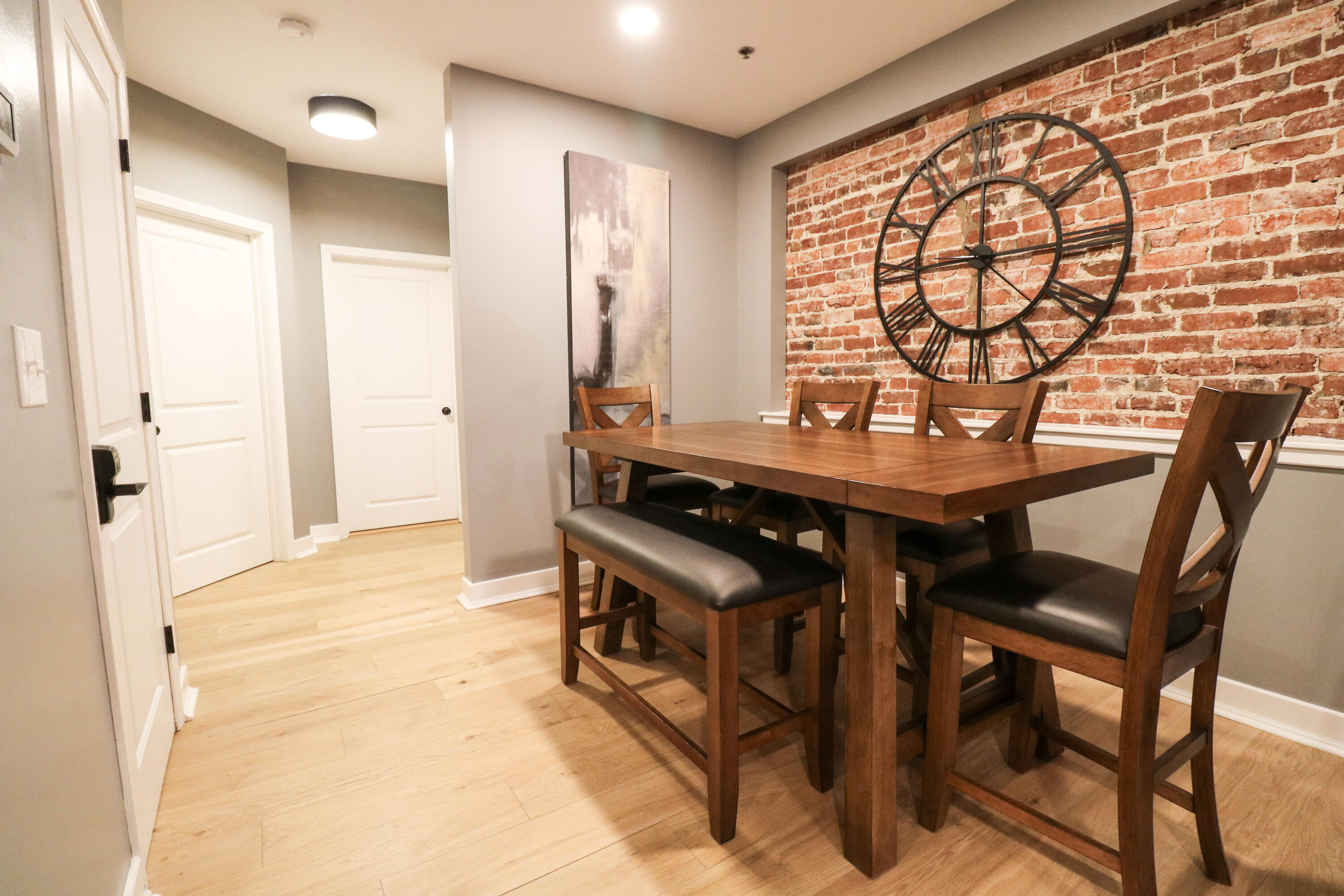 211 Broadway Street A Property Photo 18