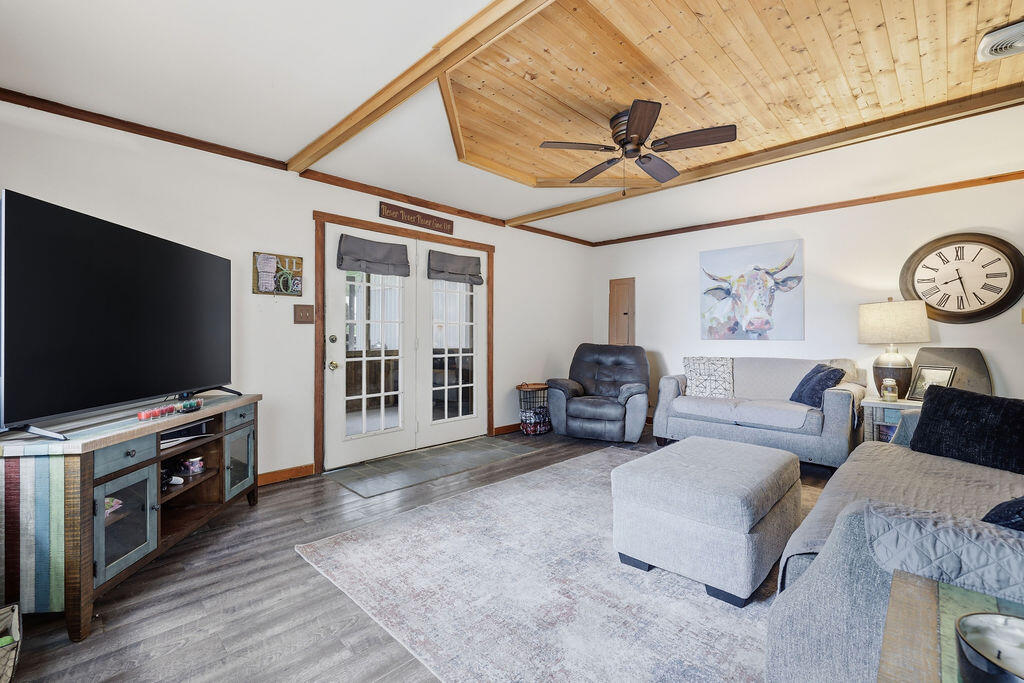 450 Navigator Drive Property Photo 16