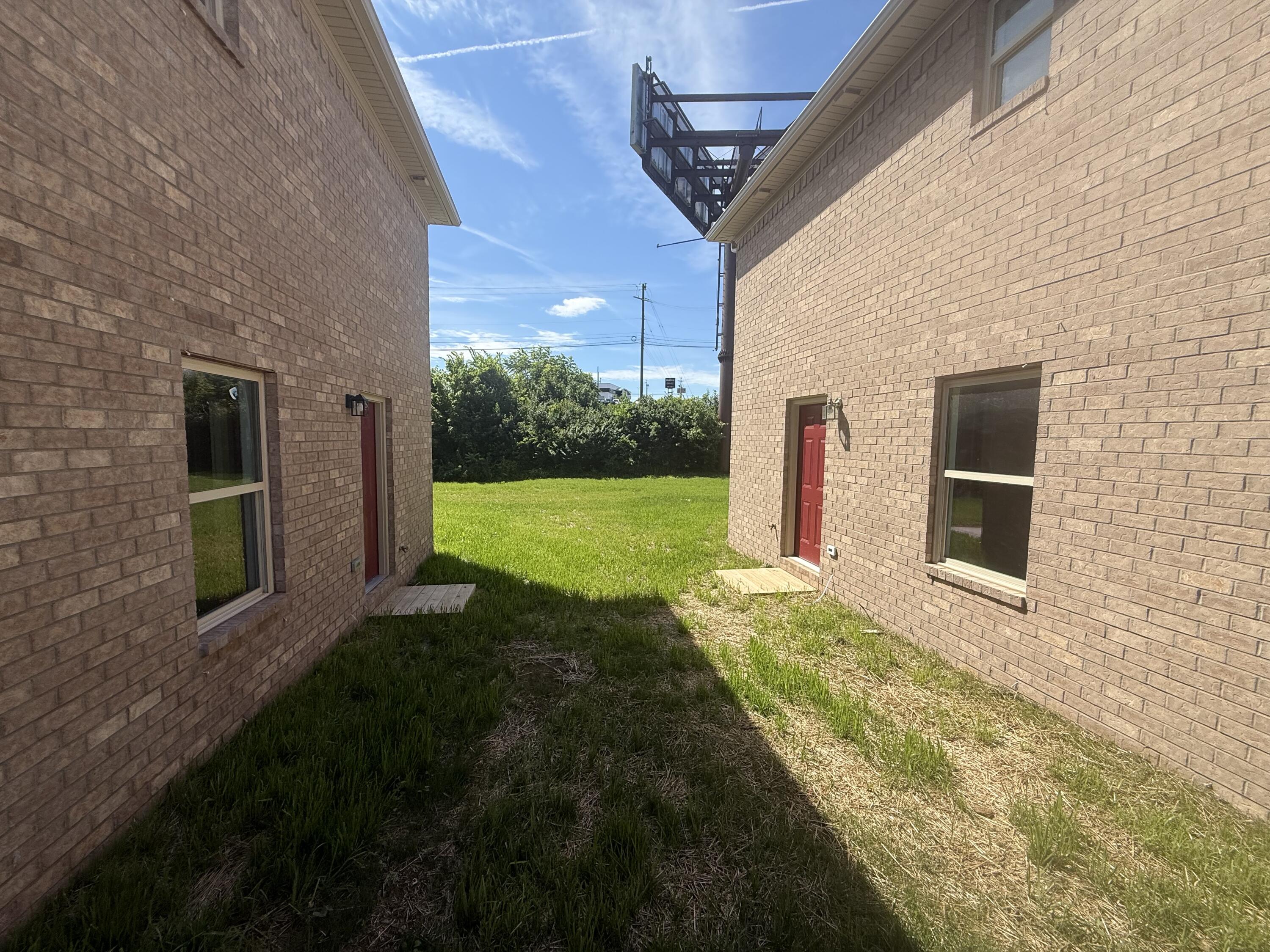 99 Valley Street Property Photo 4
