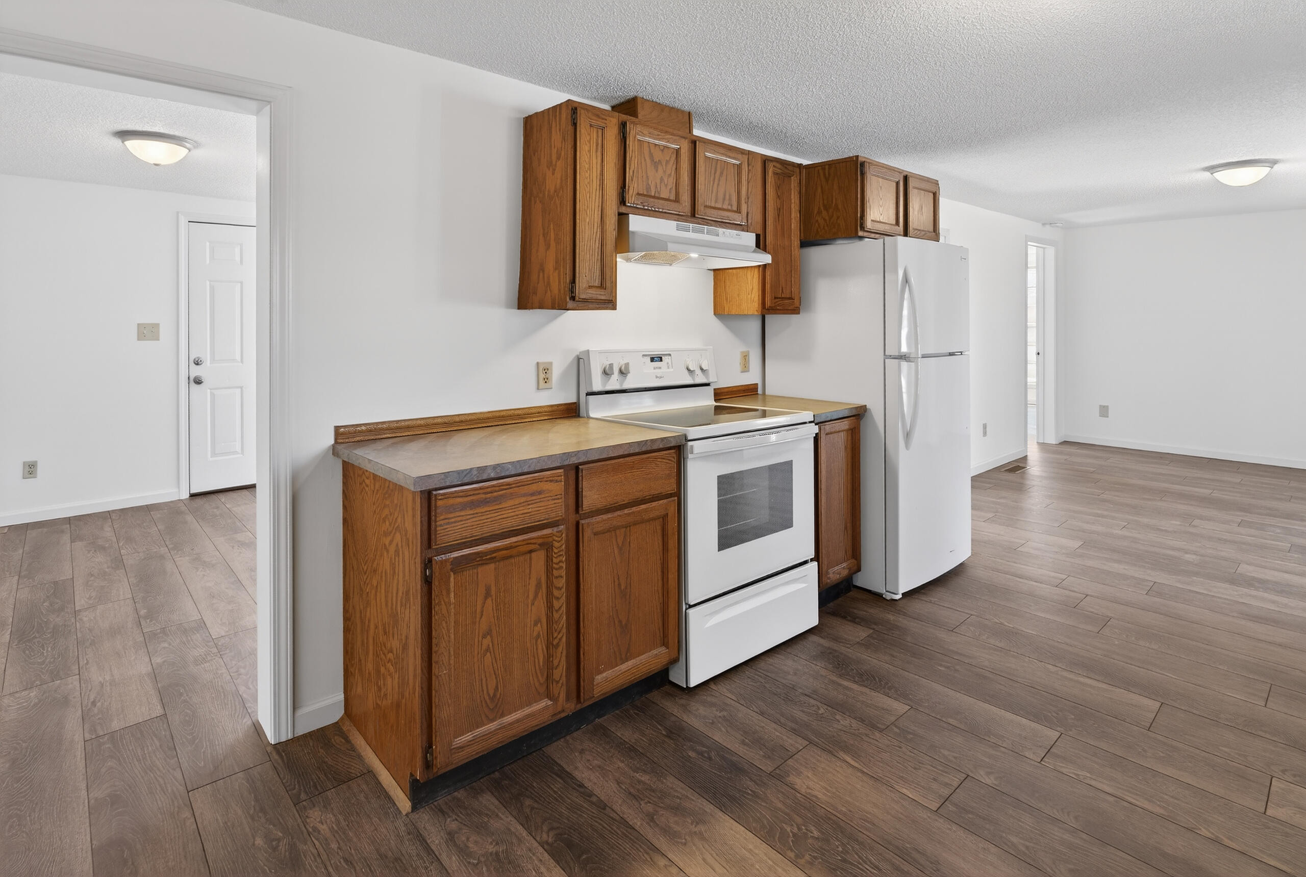 29 6th Street Property Photo 7
