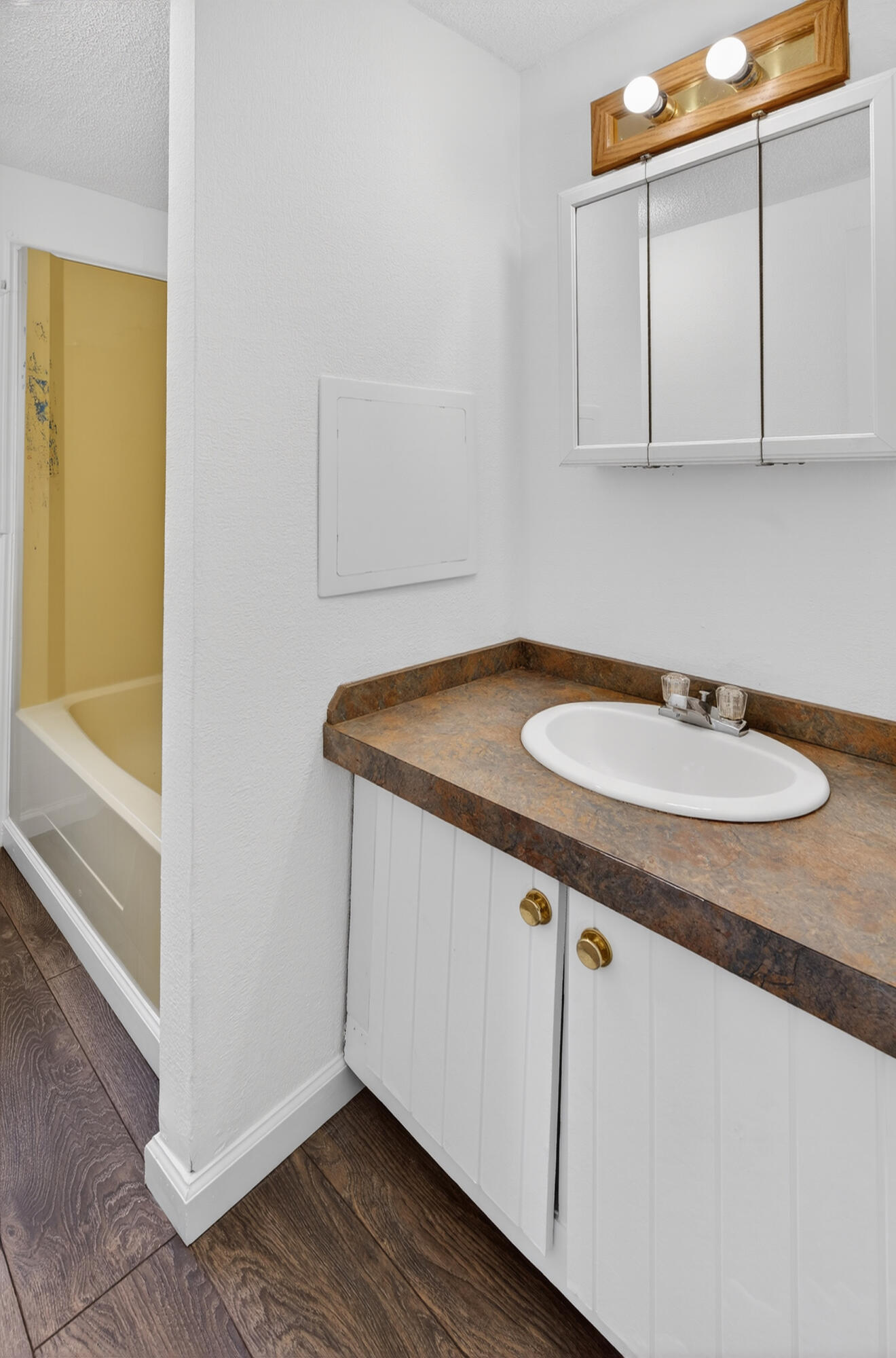 29 6th Street Property Photo 19