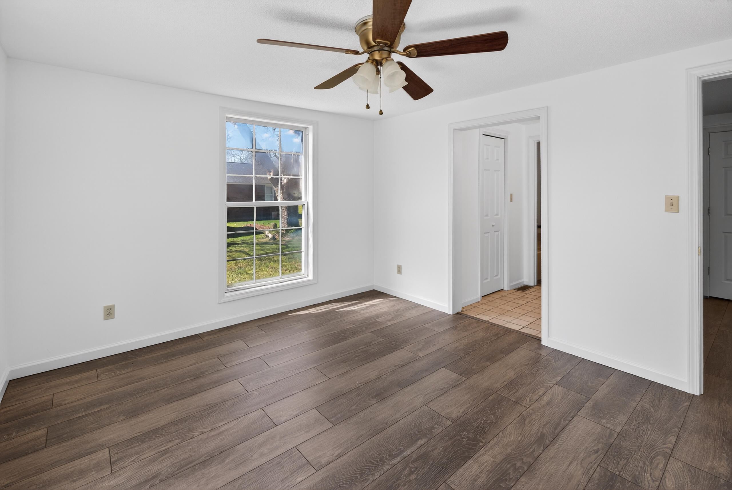 29 6th Street Property Photo 22