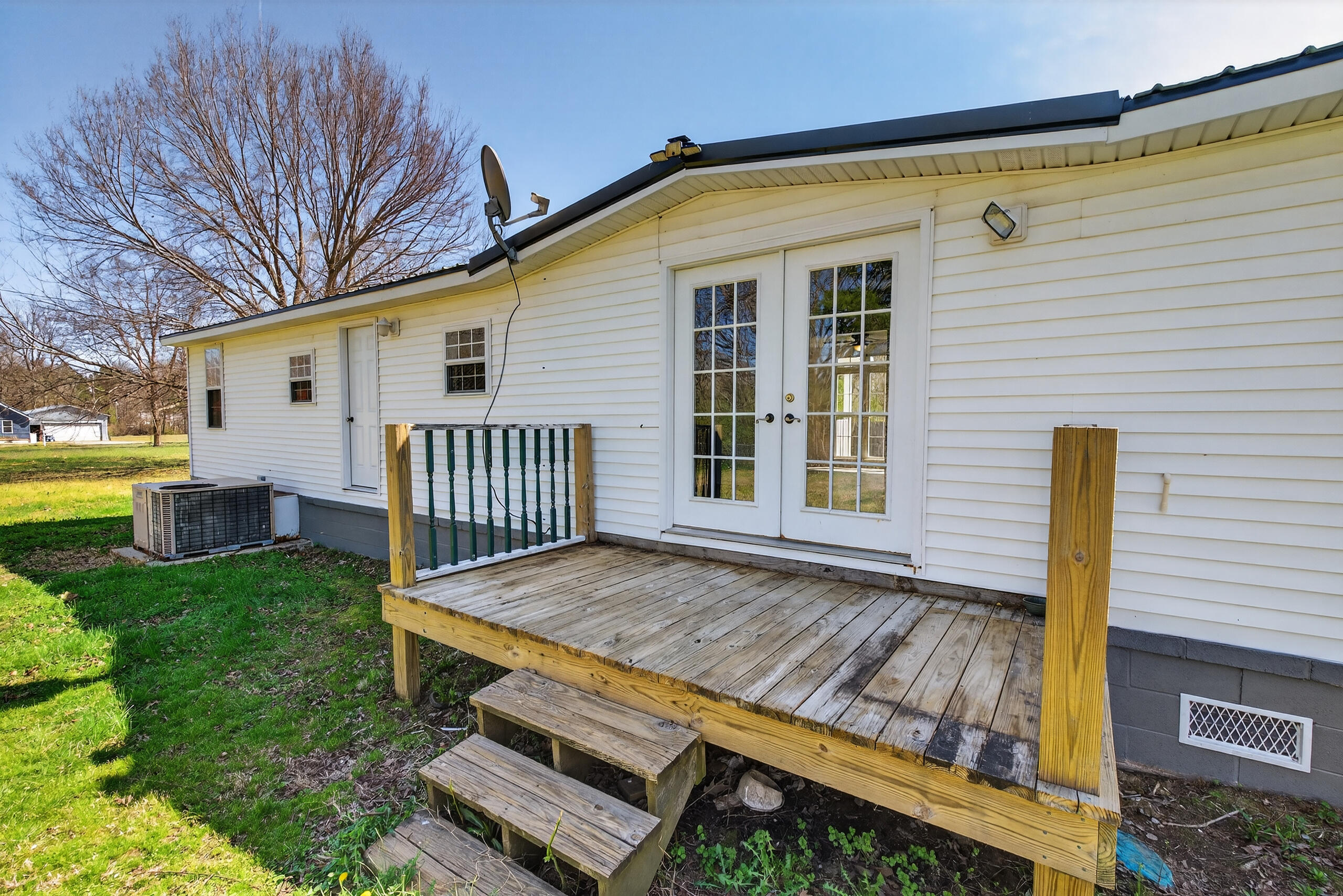 29 6th Street Property Photo 31