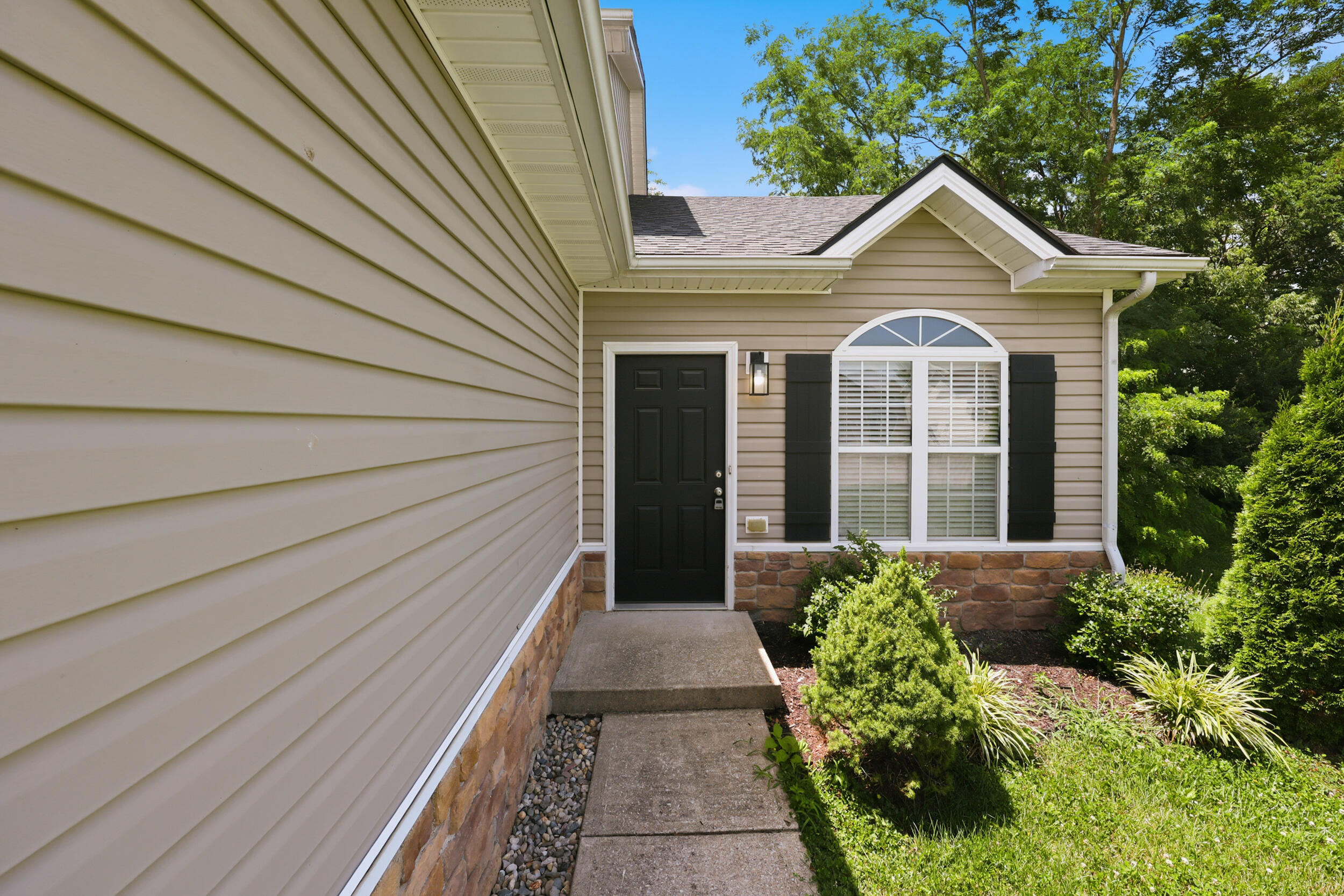 119 Richfields Avenue Property Photo 3