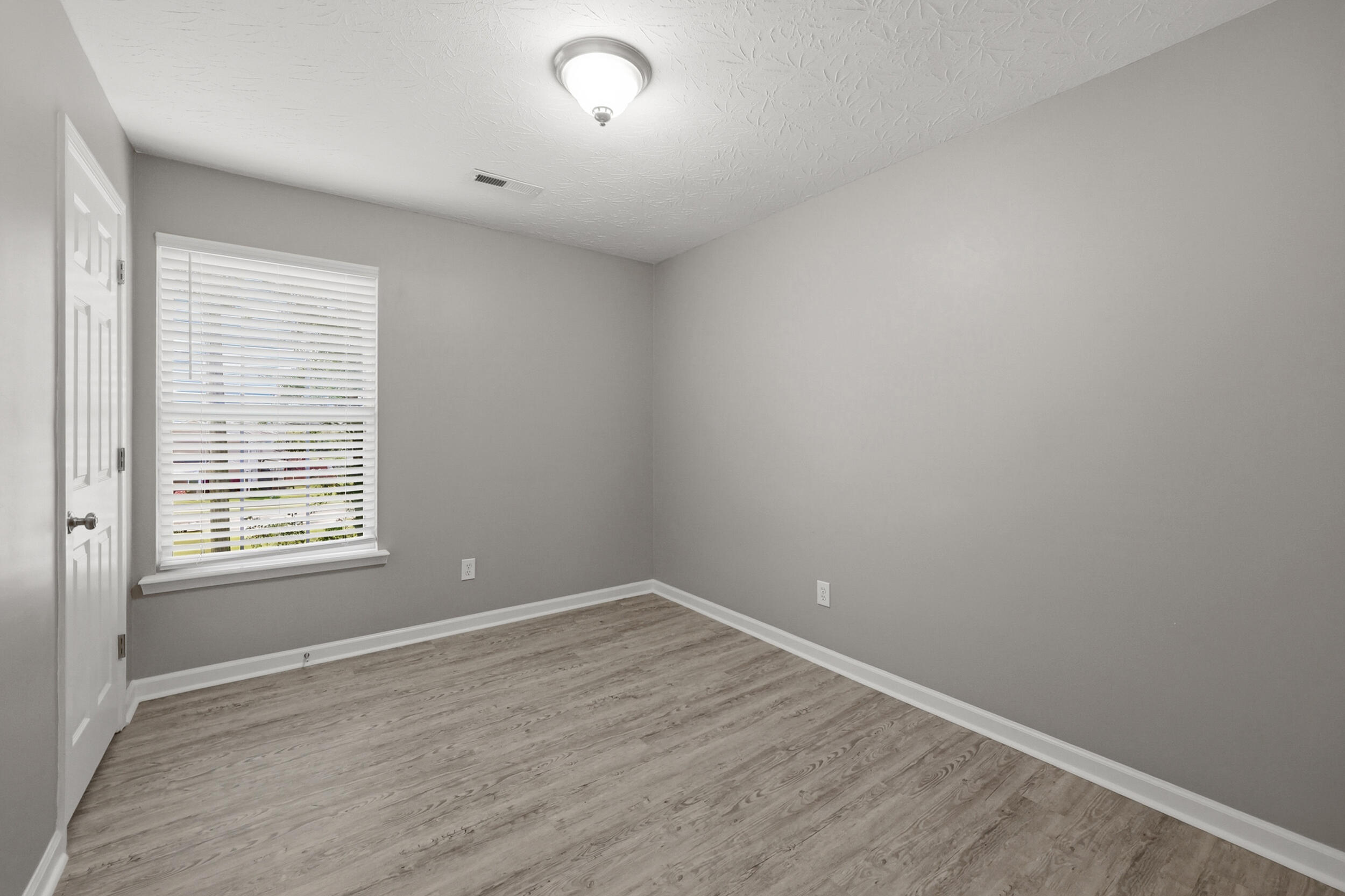 119 Richfields Avenue Property Photo 25