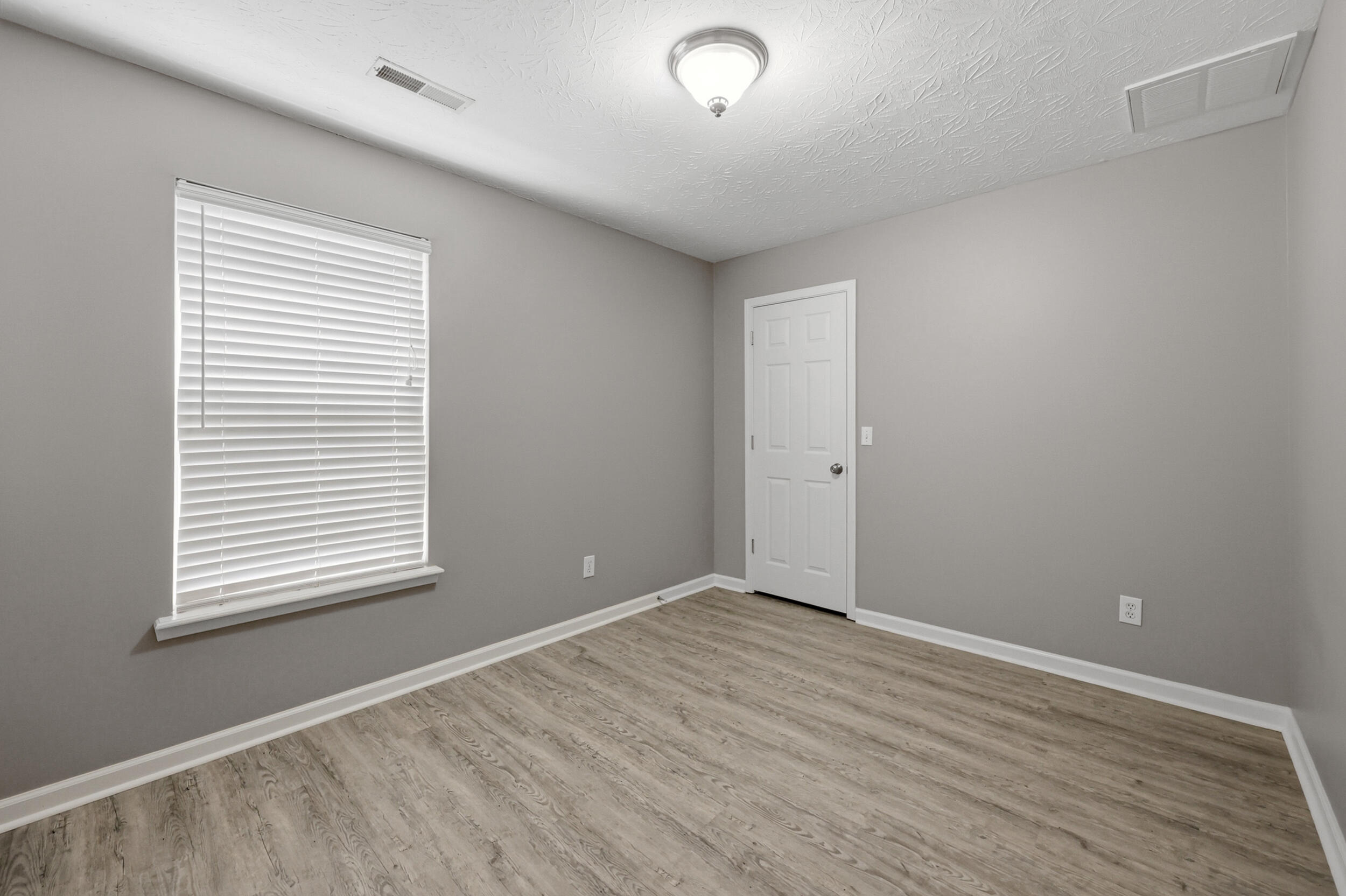 119 Richfields Avenue Property Photo 26