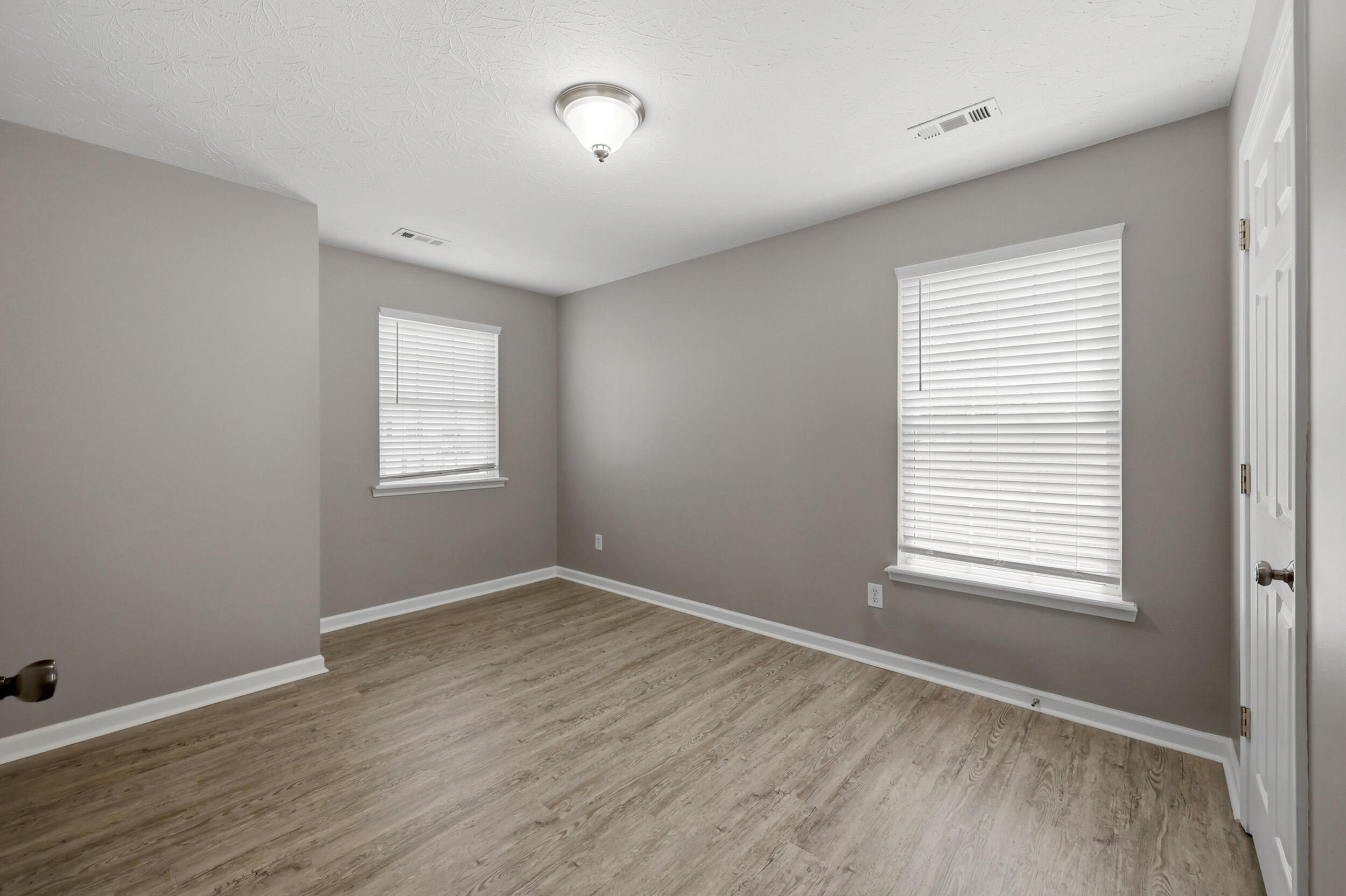 119 Richfields Avenue Property Photo 29