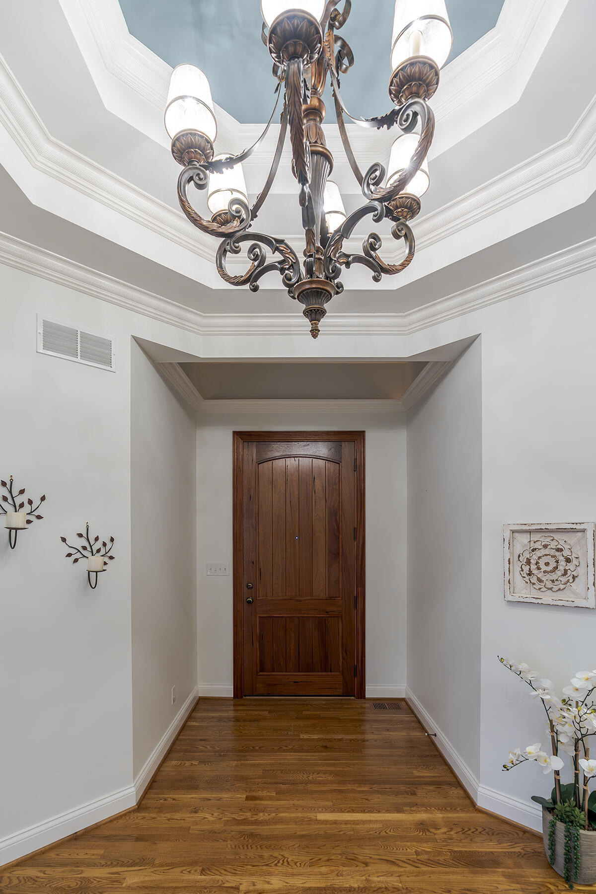 2409 San Milano Place Property Photo 6