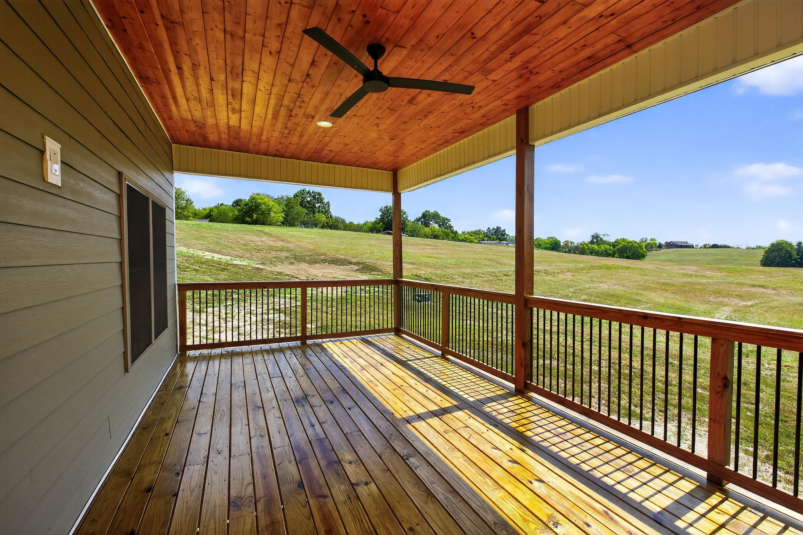 47 Hills Lane Property Photo 36