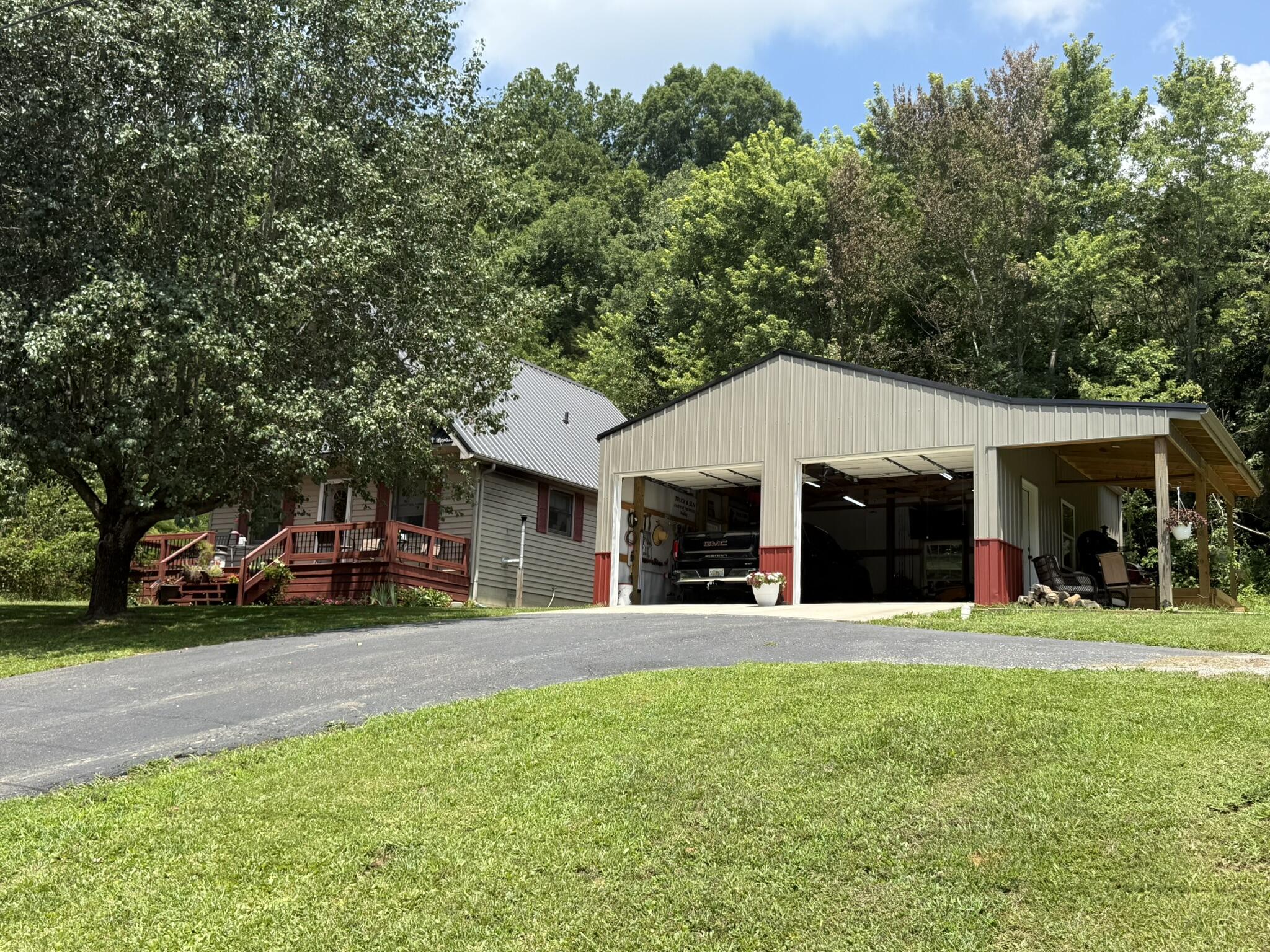 1671 Smith Grove Road Property Photo 6