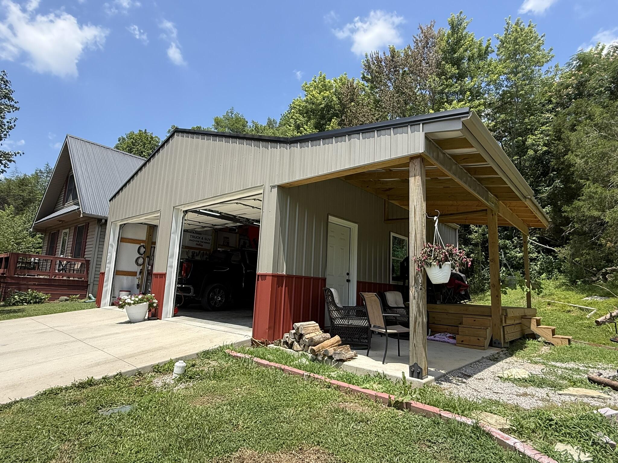 1671 Smith Grove Road Property Photo 9