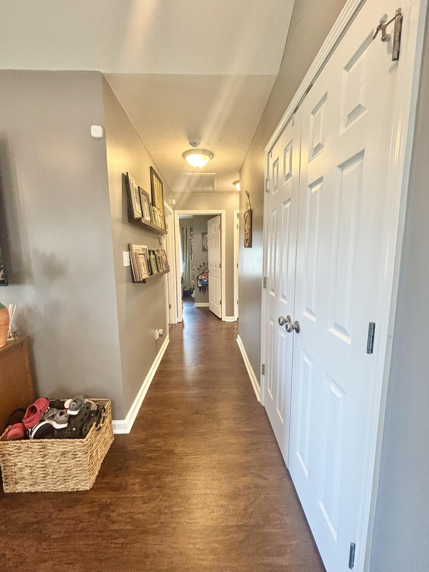 102 Saddlebrook Court Property Photo 15