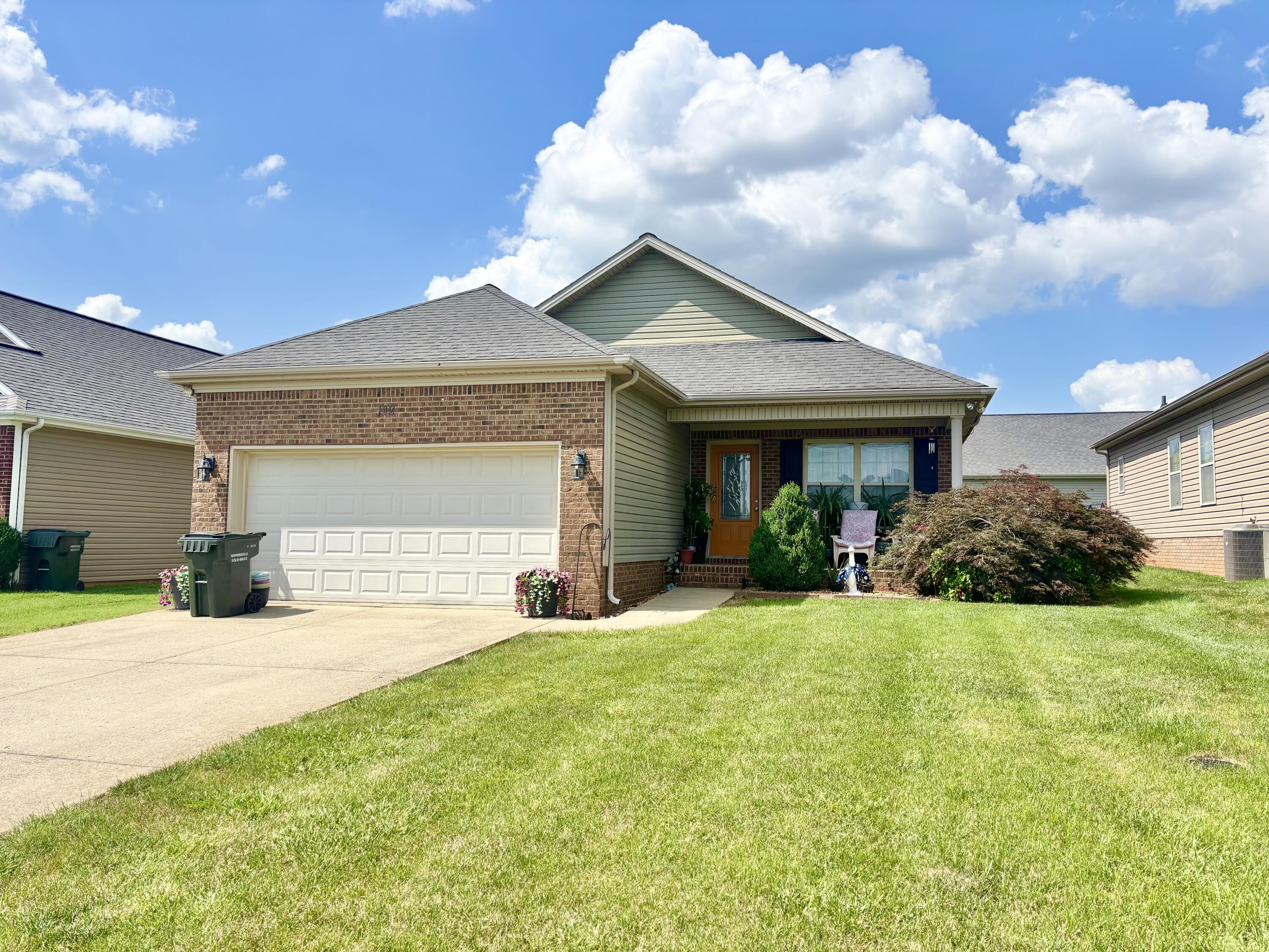 102 Saddlebrook Court Property Photo 34