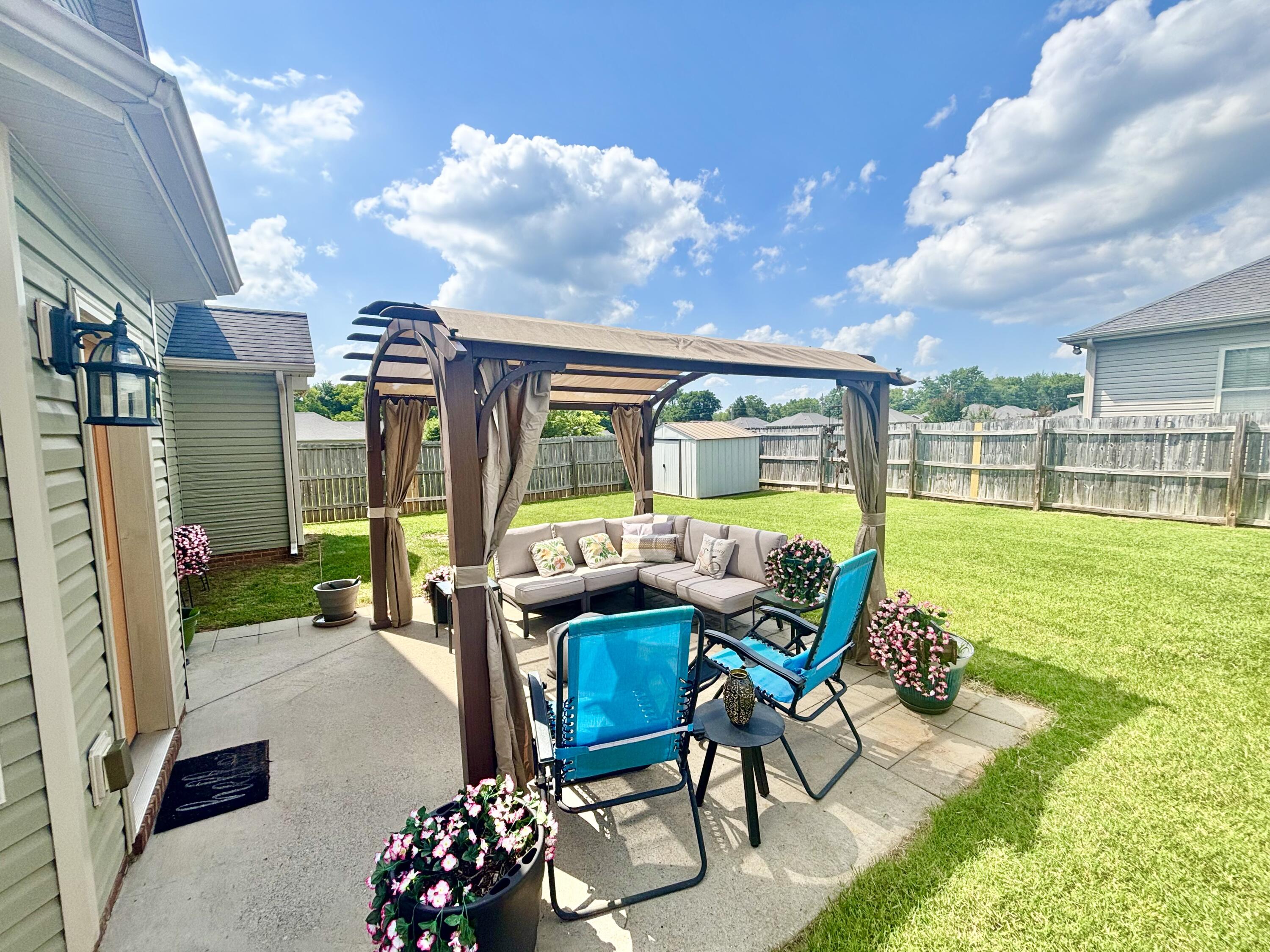 102 Saddlebrook Court Property Photo 35