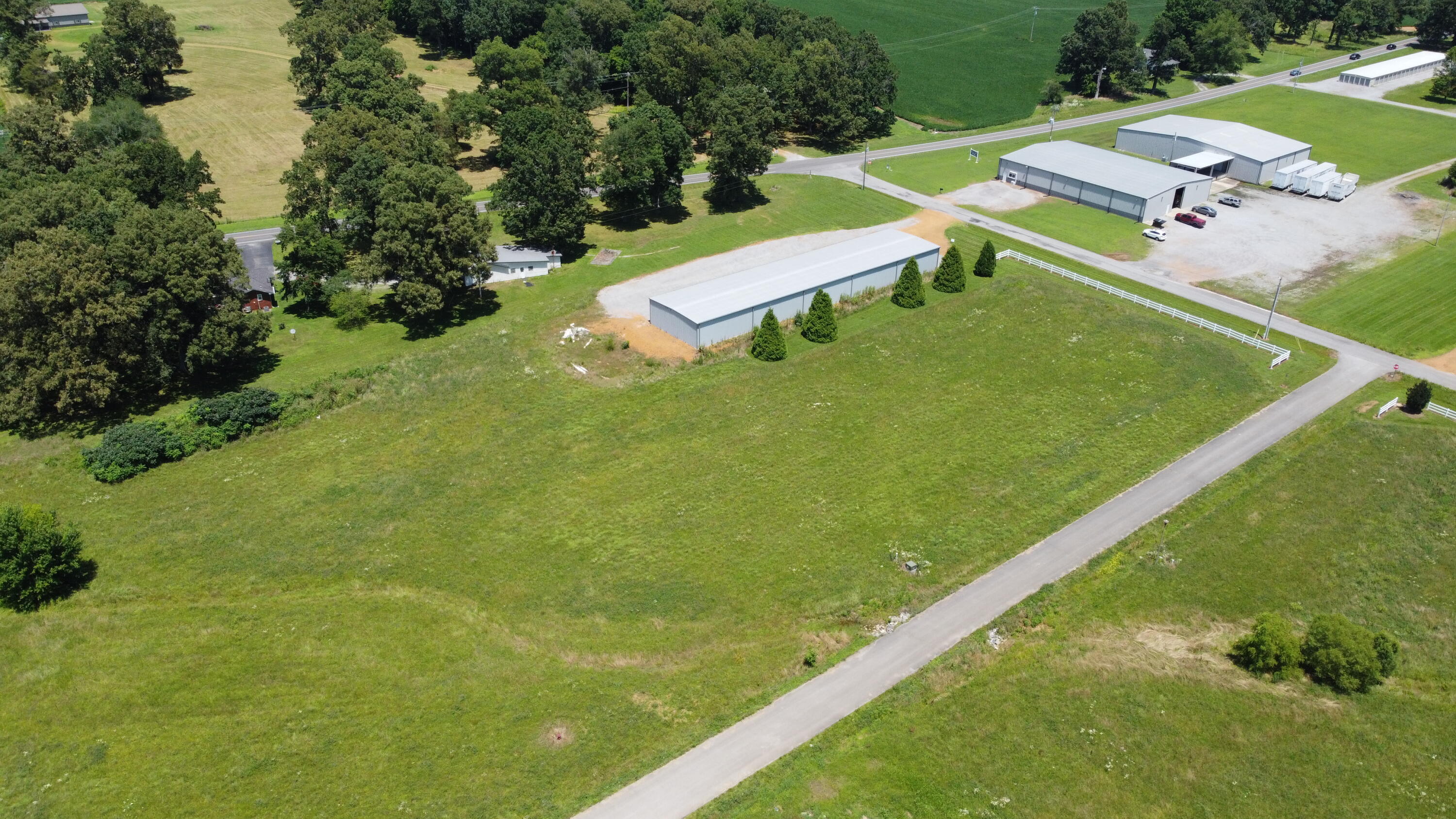 27 Neale Trail Property Photo 8