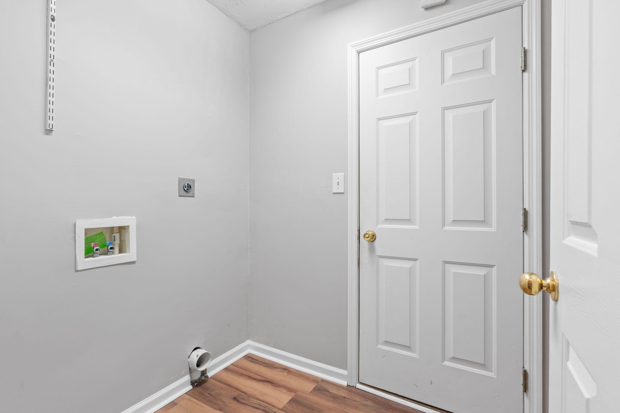 305 Spring Valley Lane Property Photo 19