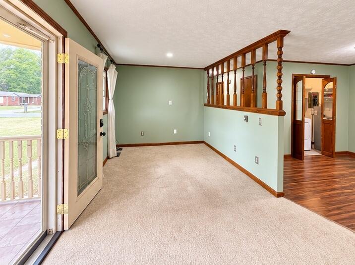 205 Sharon Drive Property Photo 6