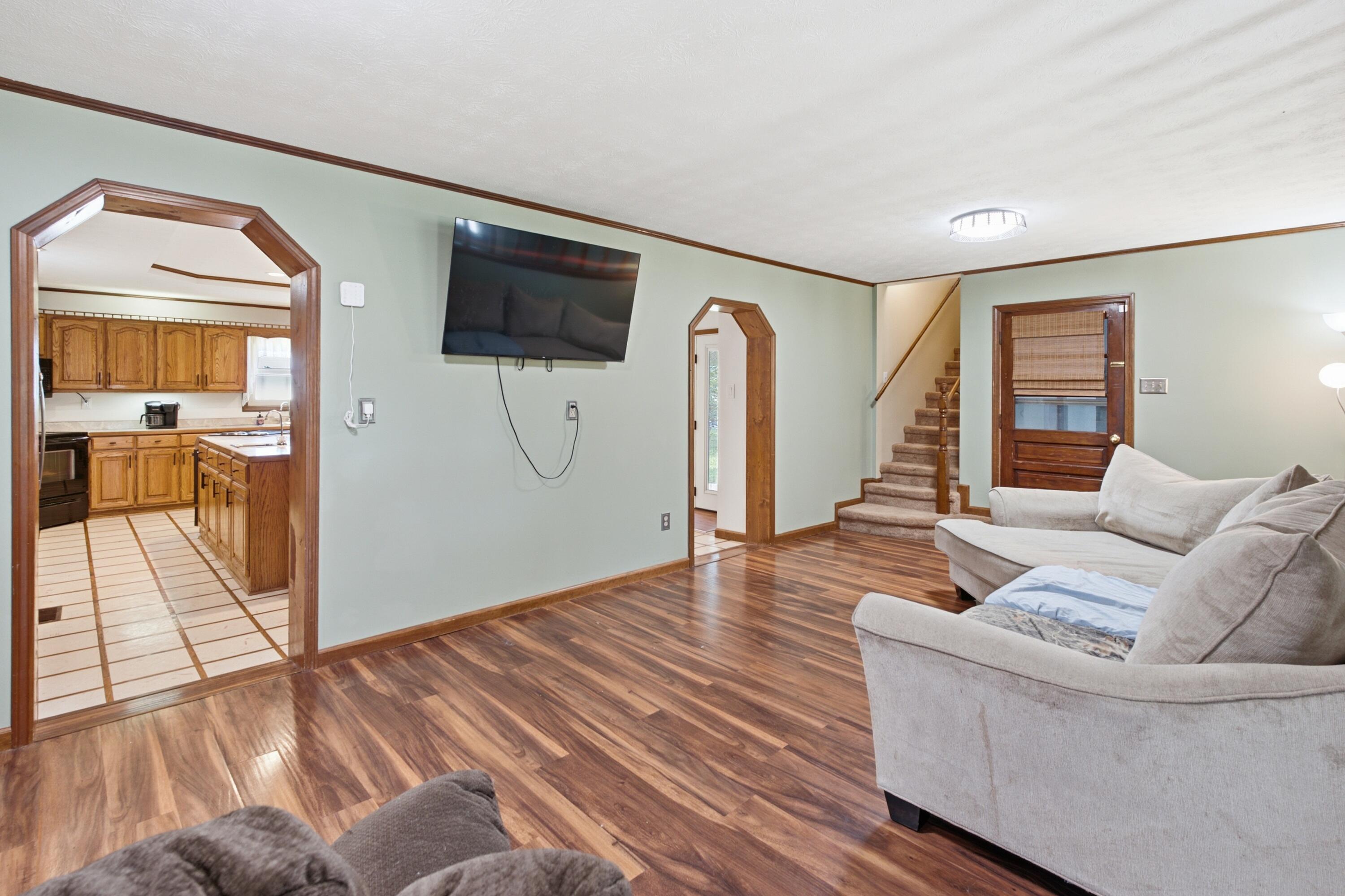 205 Sharon Drive Property Photo 8