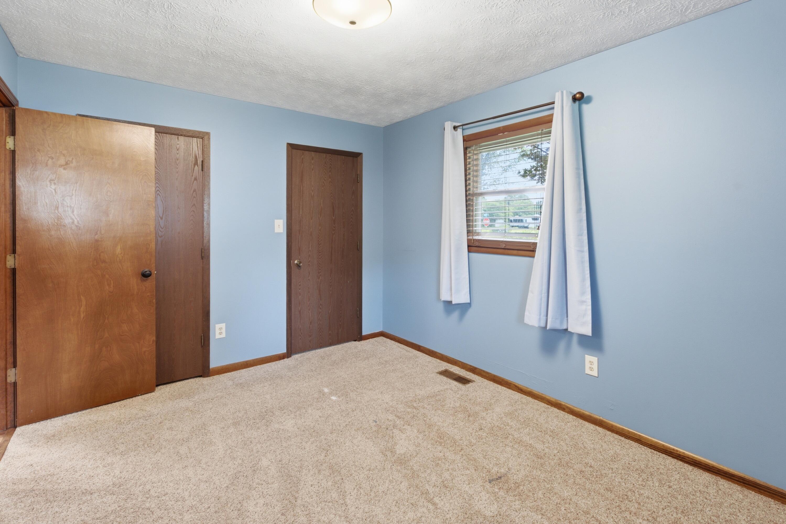 205 Sharon Drive Property Photo 16