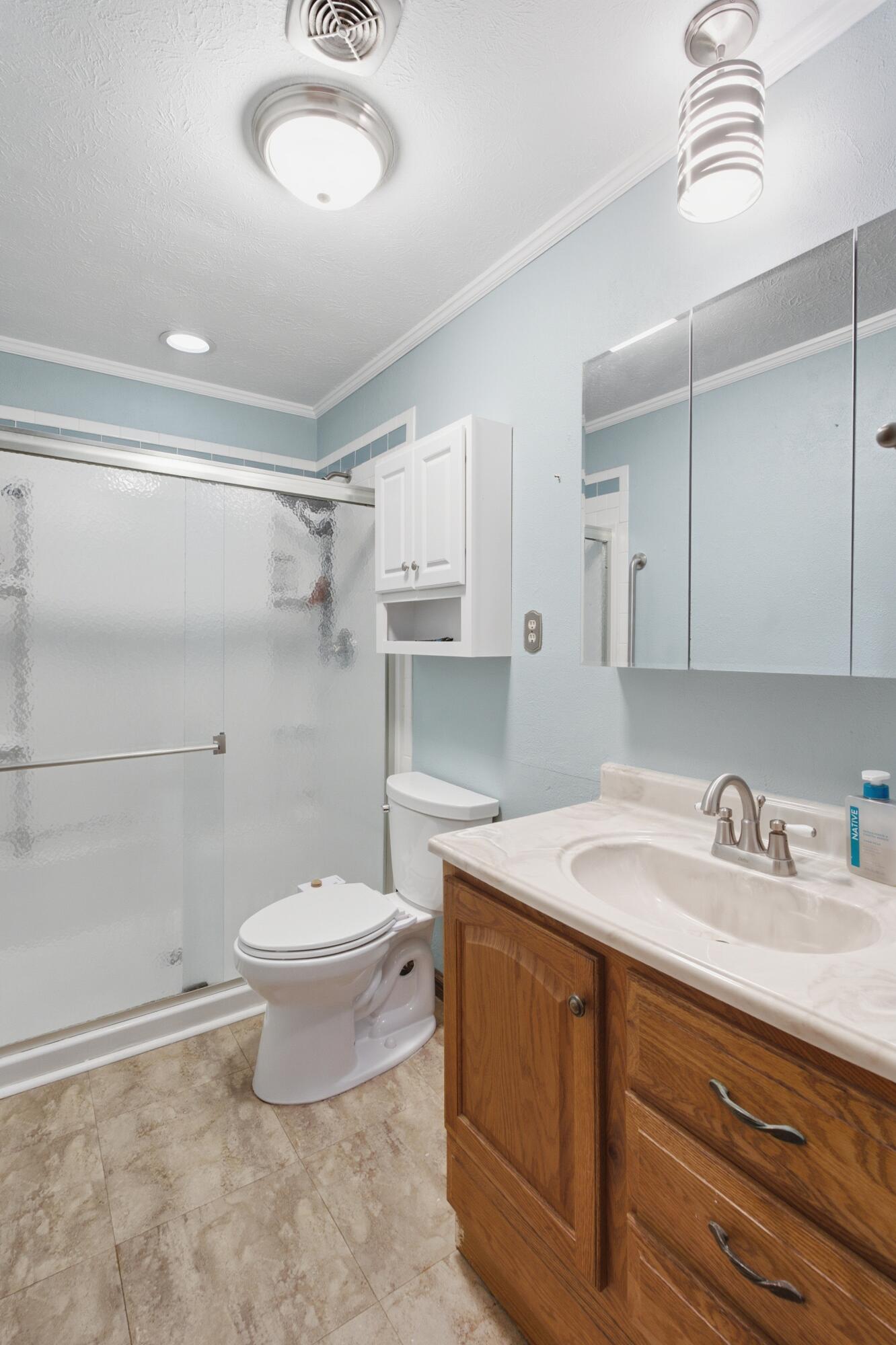 205 Sharon Drive Property Photo 17