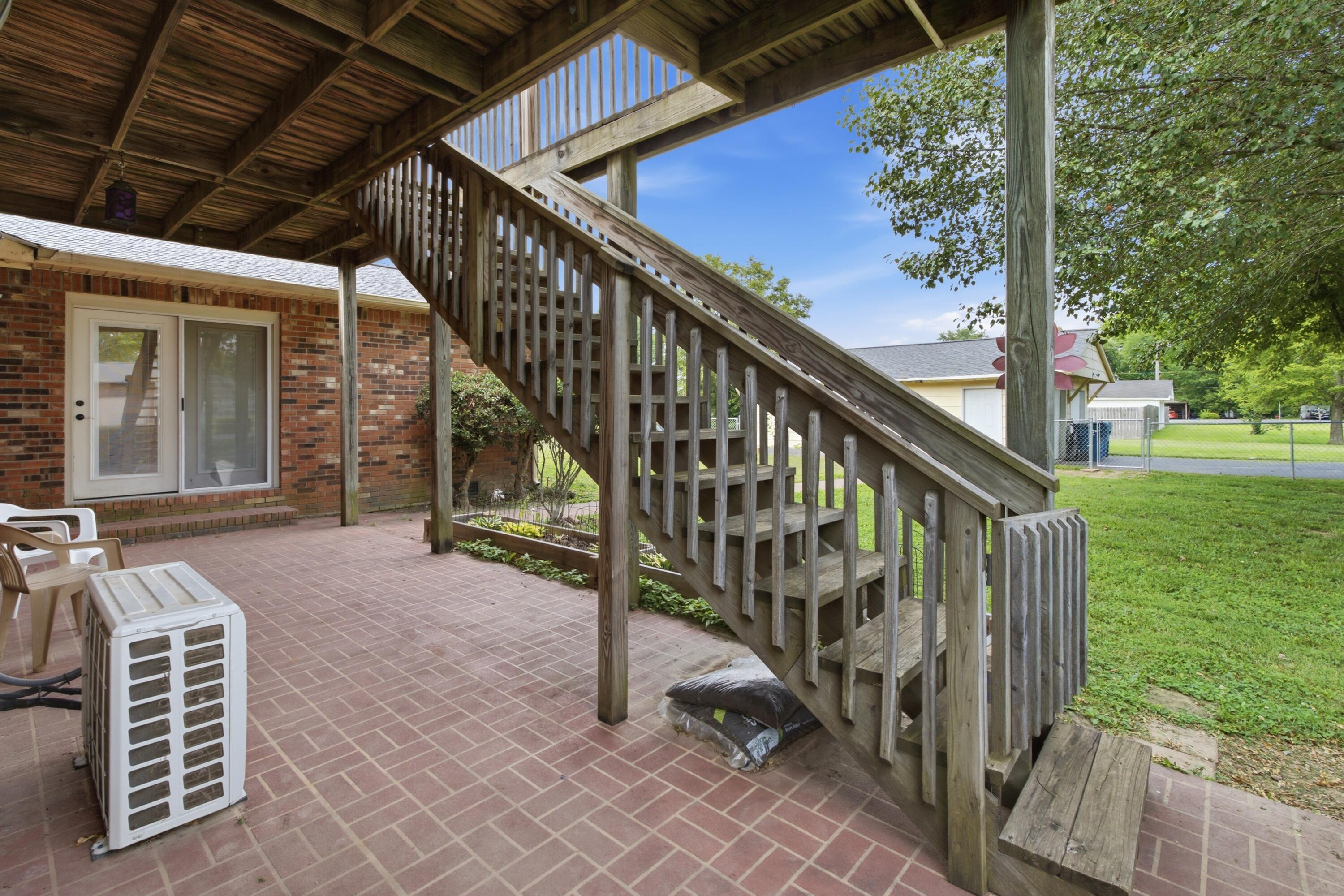 205 Sharon Drive Property Photo 38