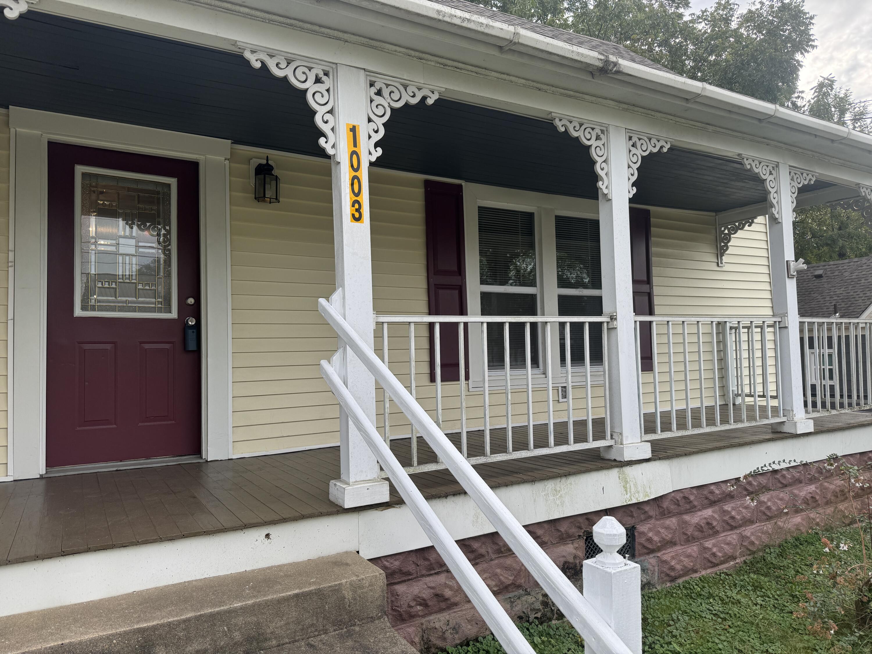 1003 Main Street Property Photo 4
