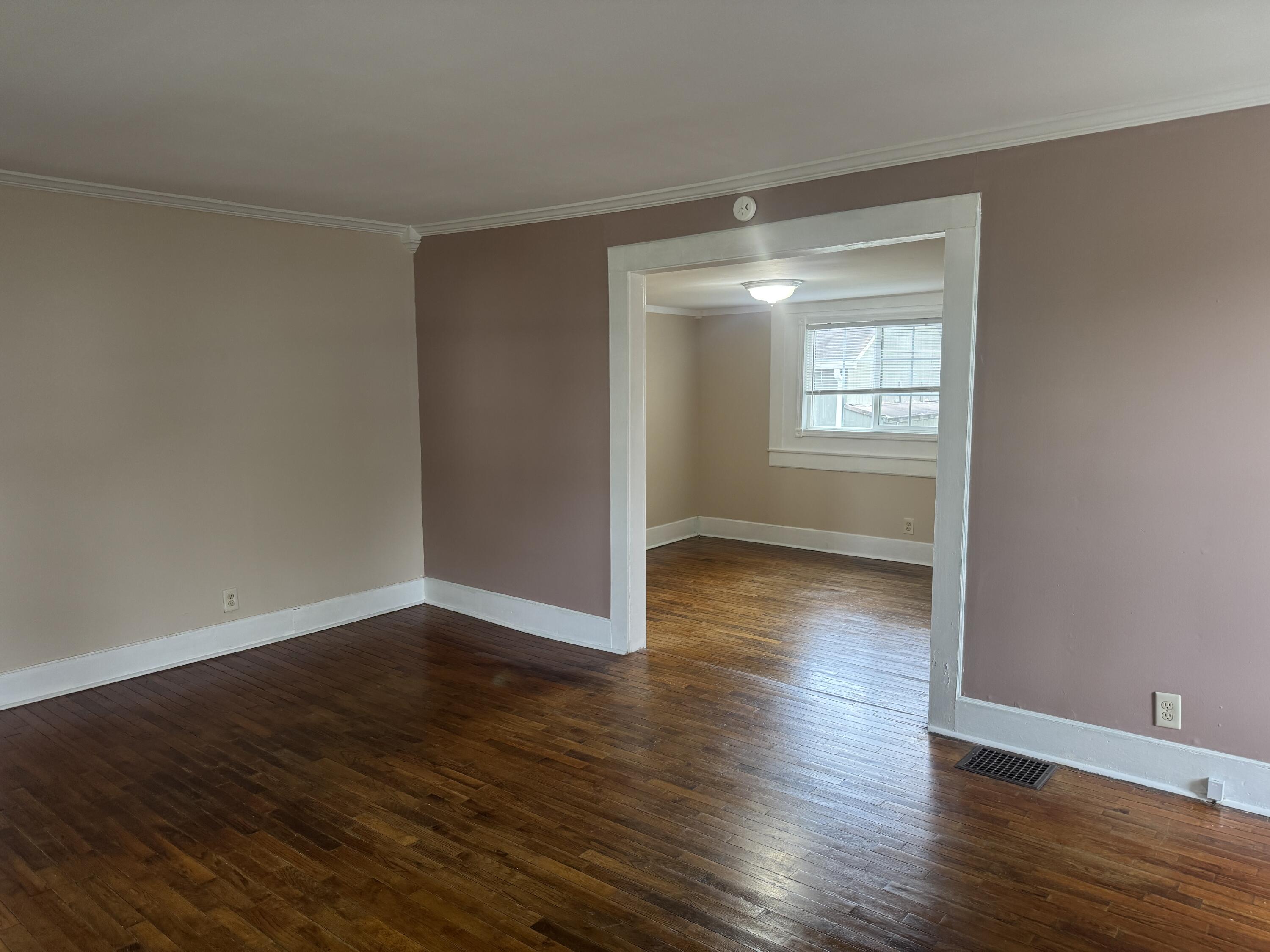 1003 Main Street Property Photo 9