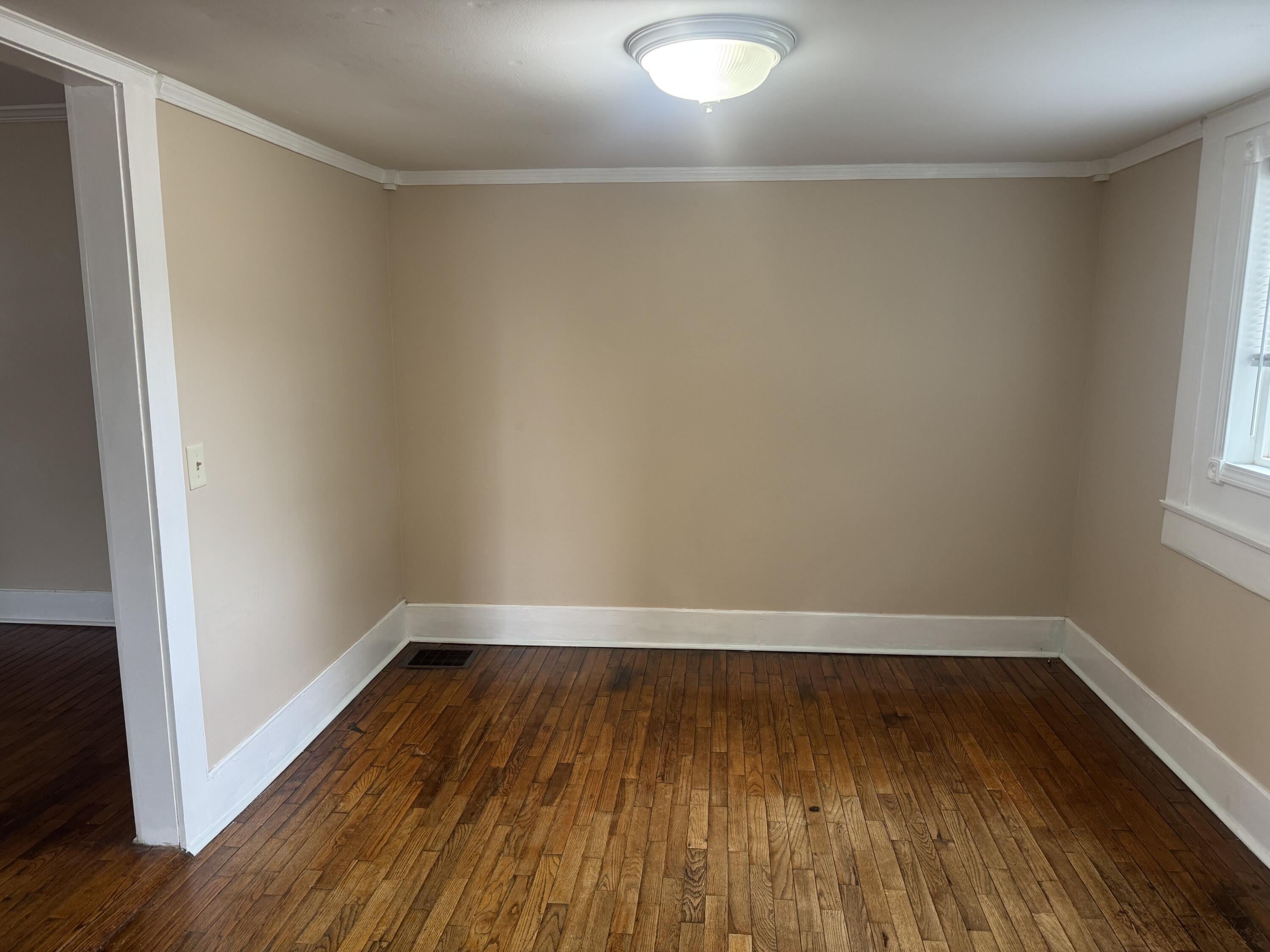 1003 Main Street Property Photo 10