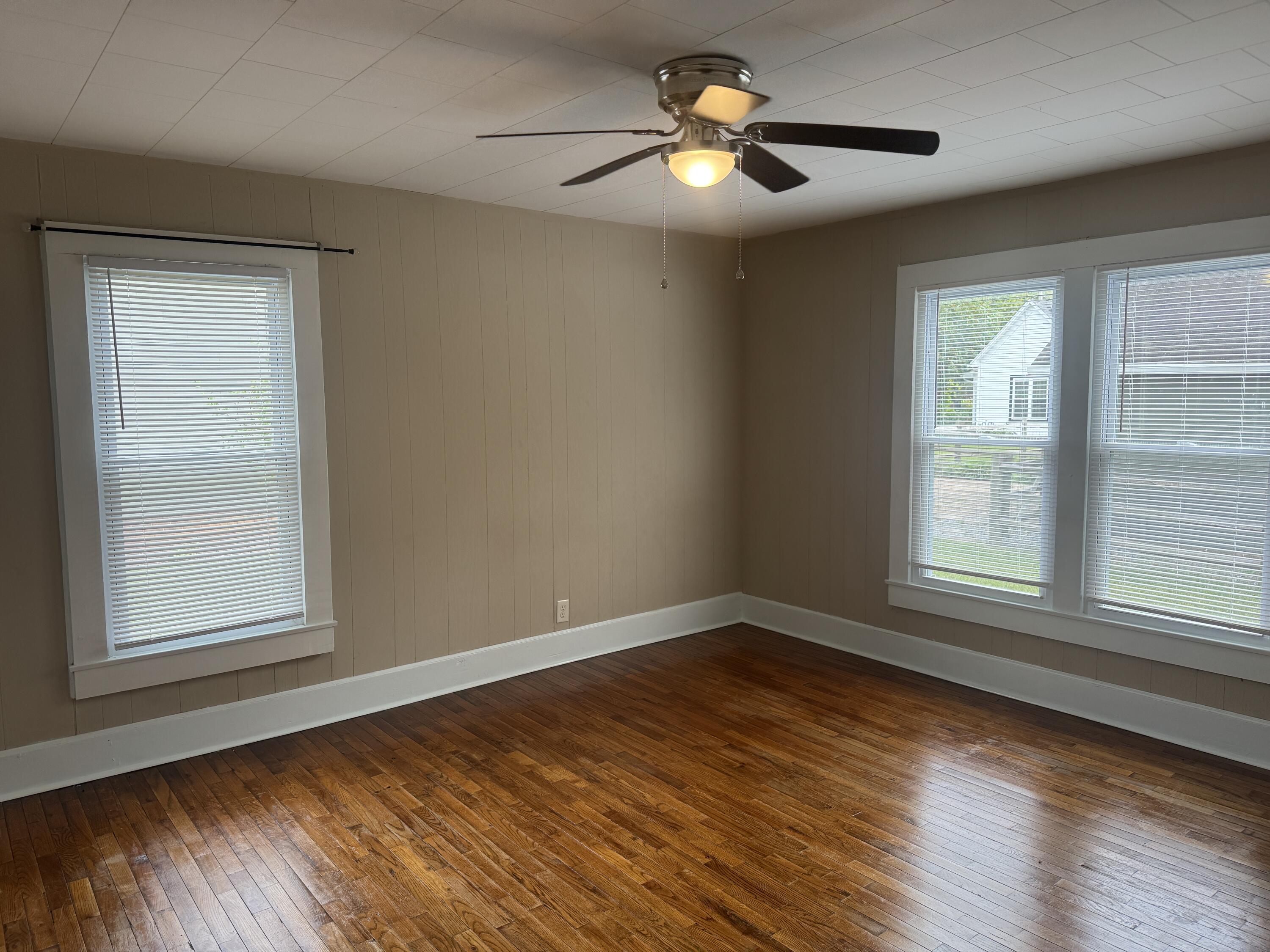 1003 Main Street Property Photo 18