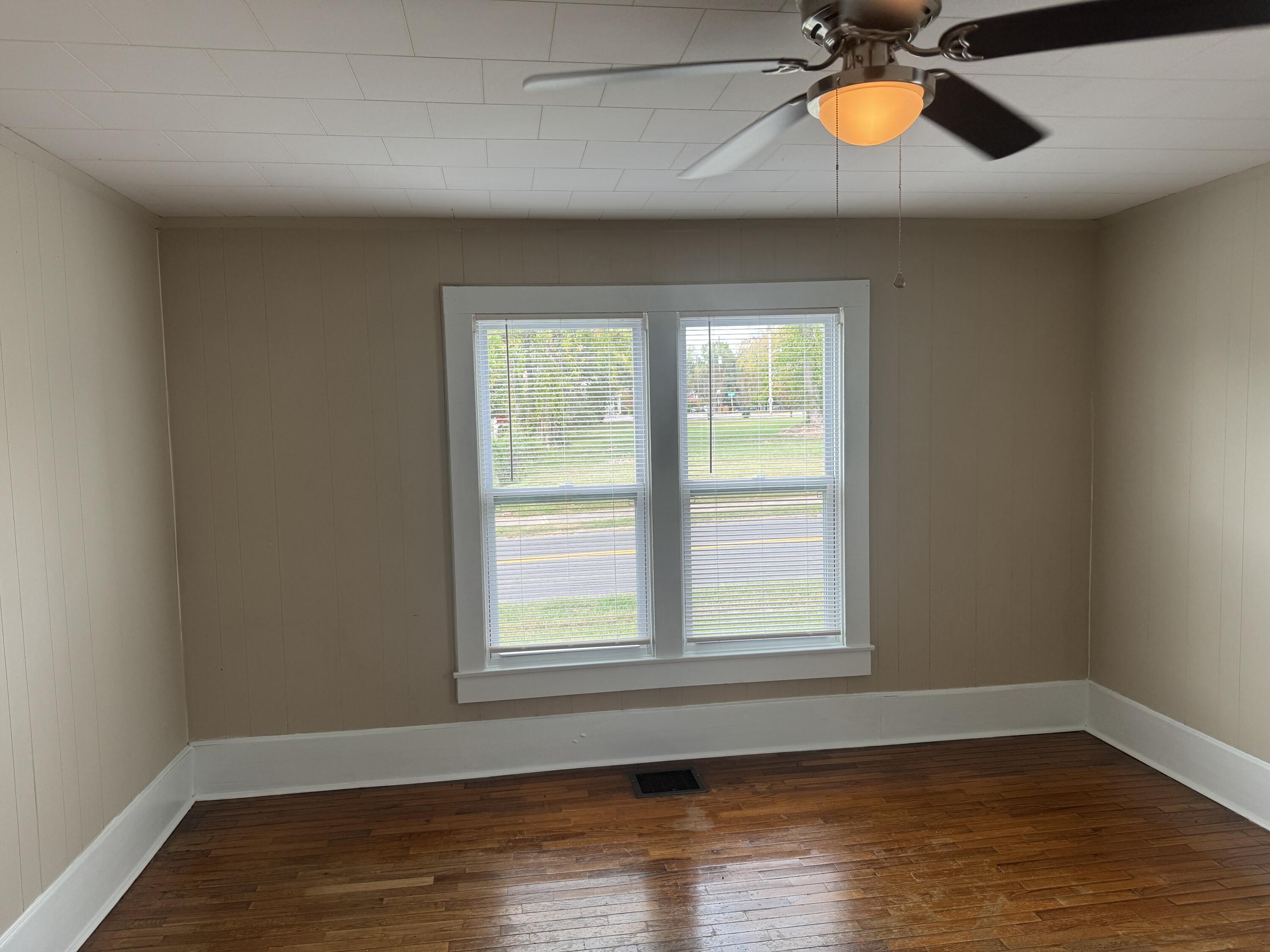 1003 Main Street Property Photo 21