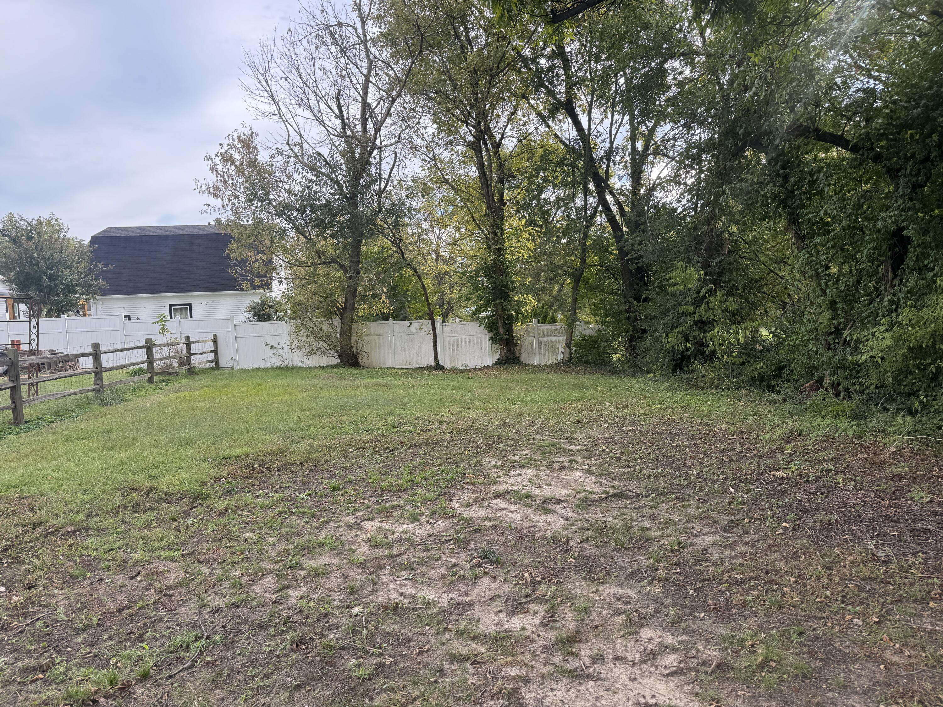 1003 Main Street Property Photo 27