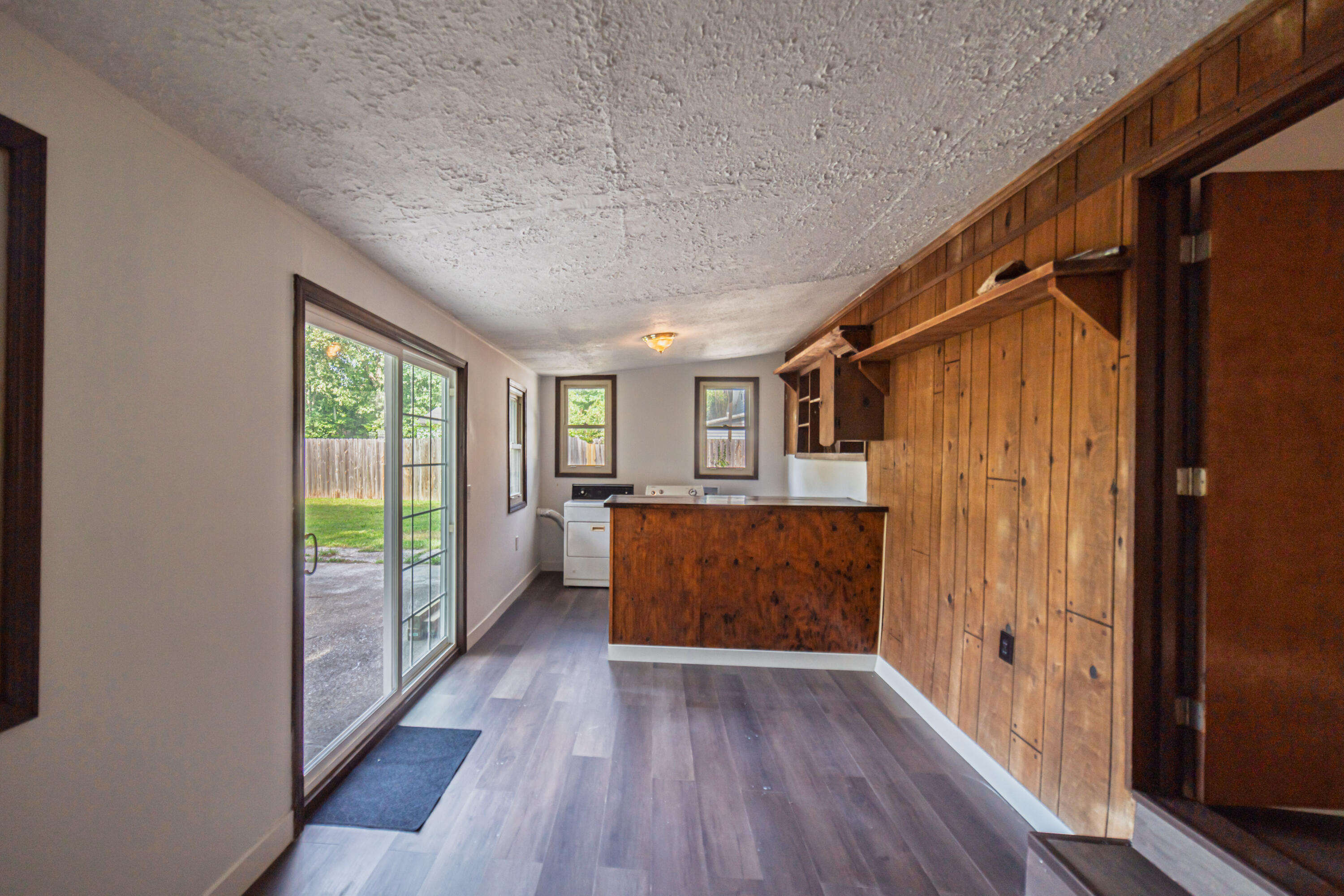 1220 Markham Avenue Property Photo 20