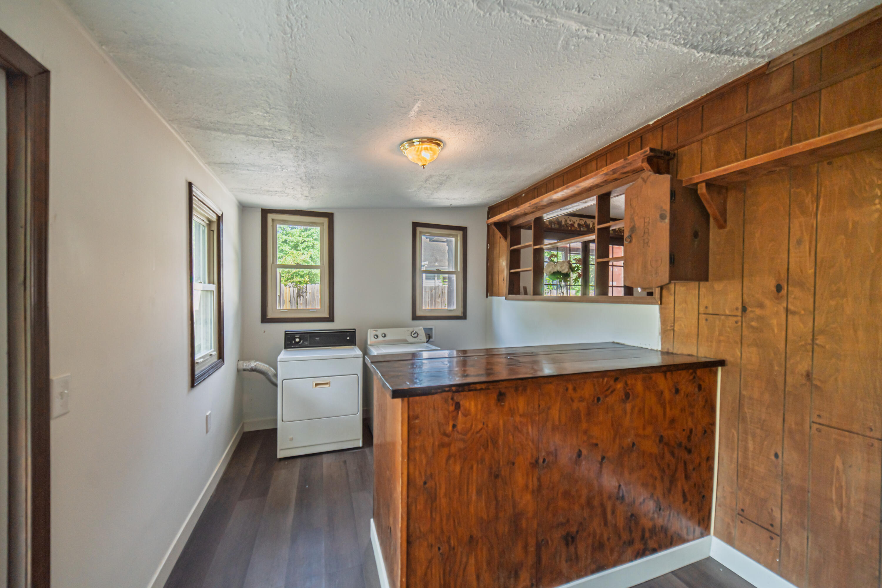 1220 Markham Avenue Property Photo 21
