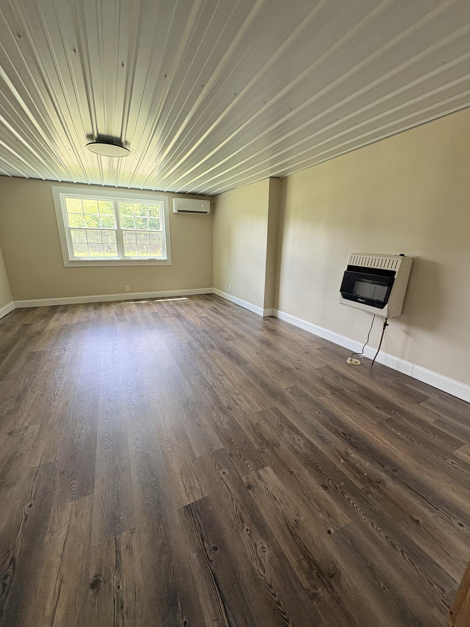 434 Ky-1024 Property Photo 23