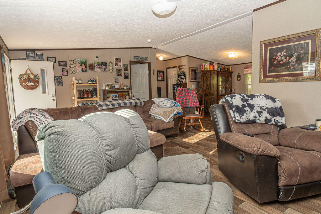 4364 Muses Mill Road Property Photo 3