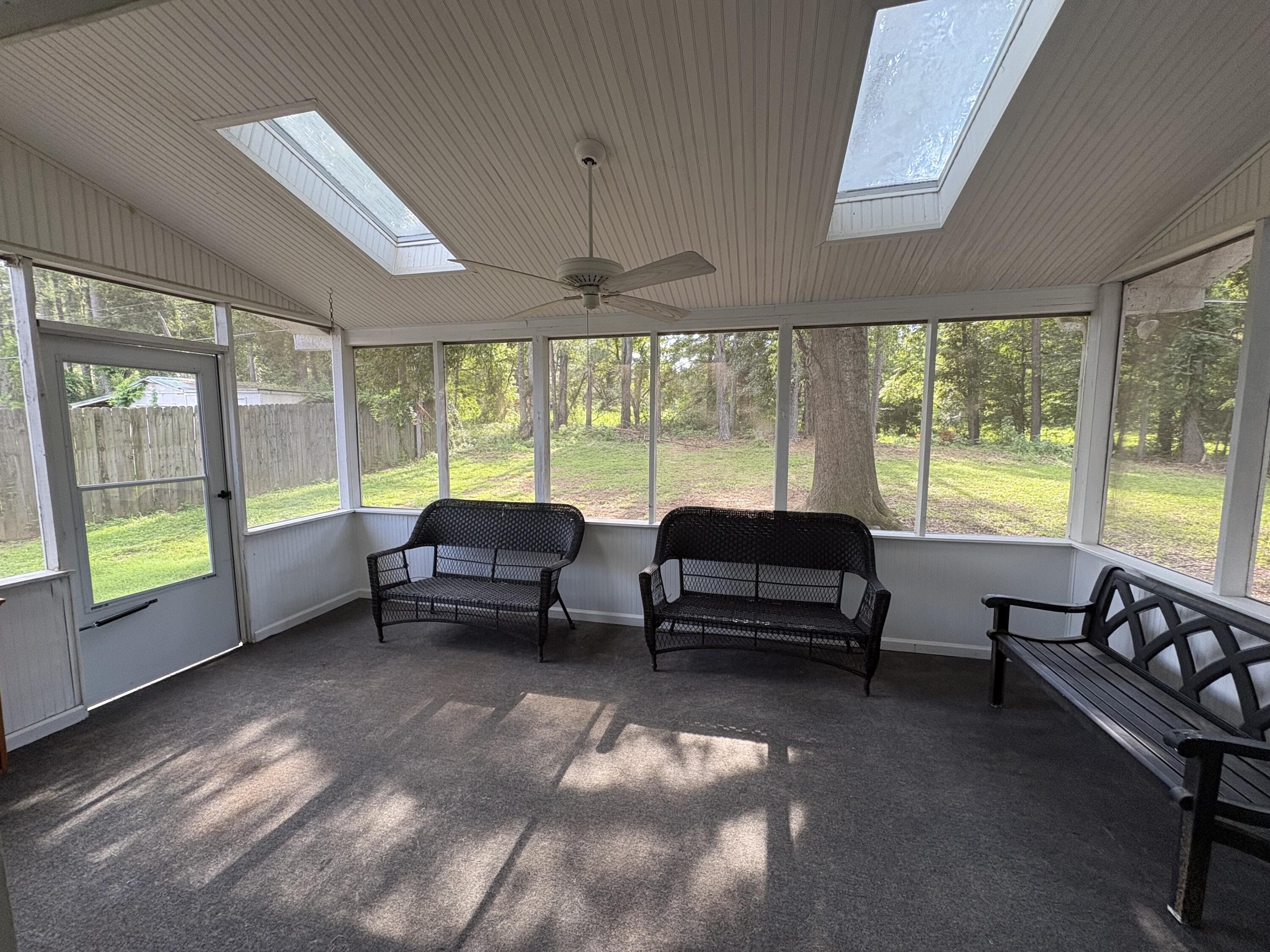 6015 Oakhaven Drive Property Photo 21