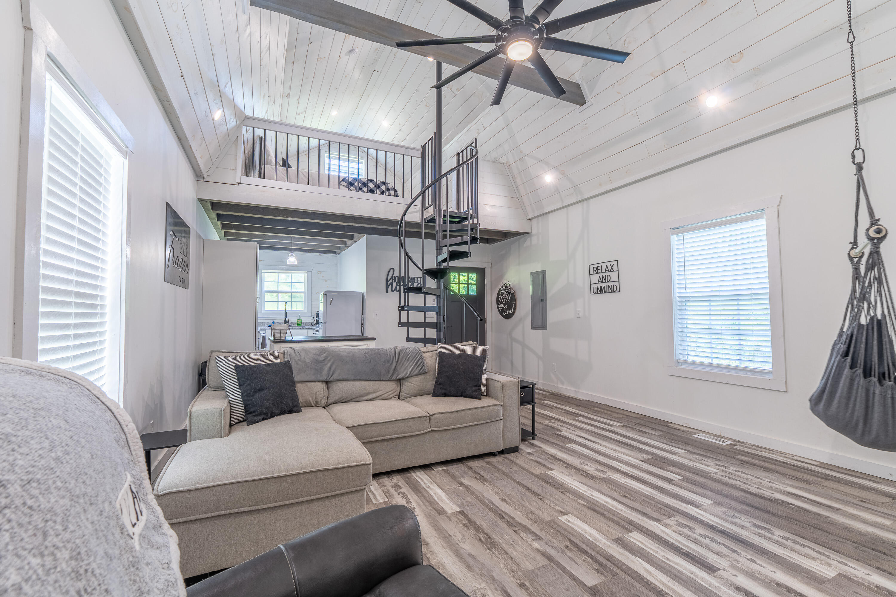5192 Highway 1619 Property Photo 10