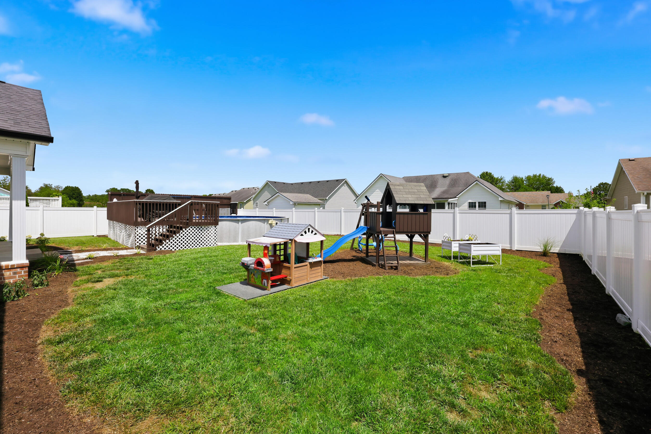 107 Clements Drive Property Photo 37