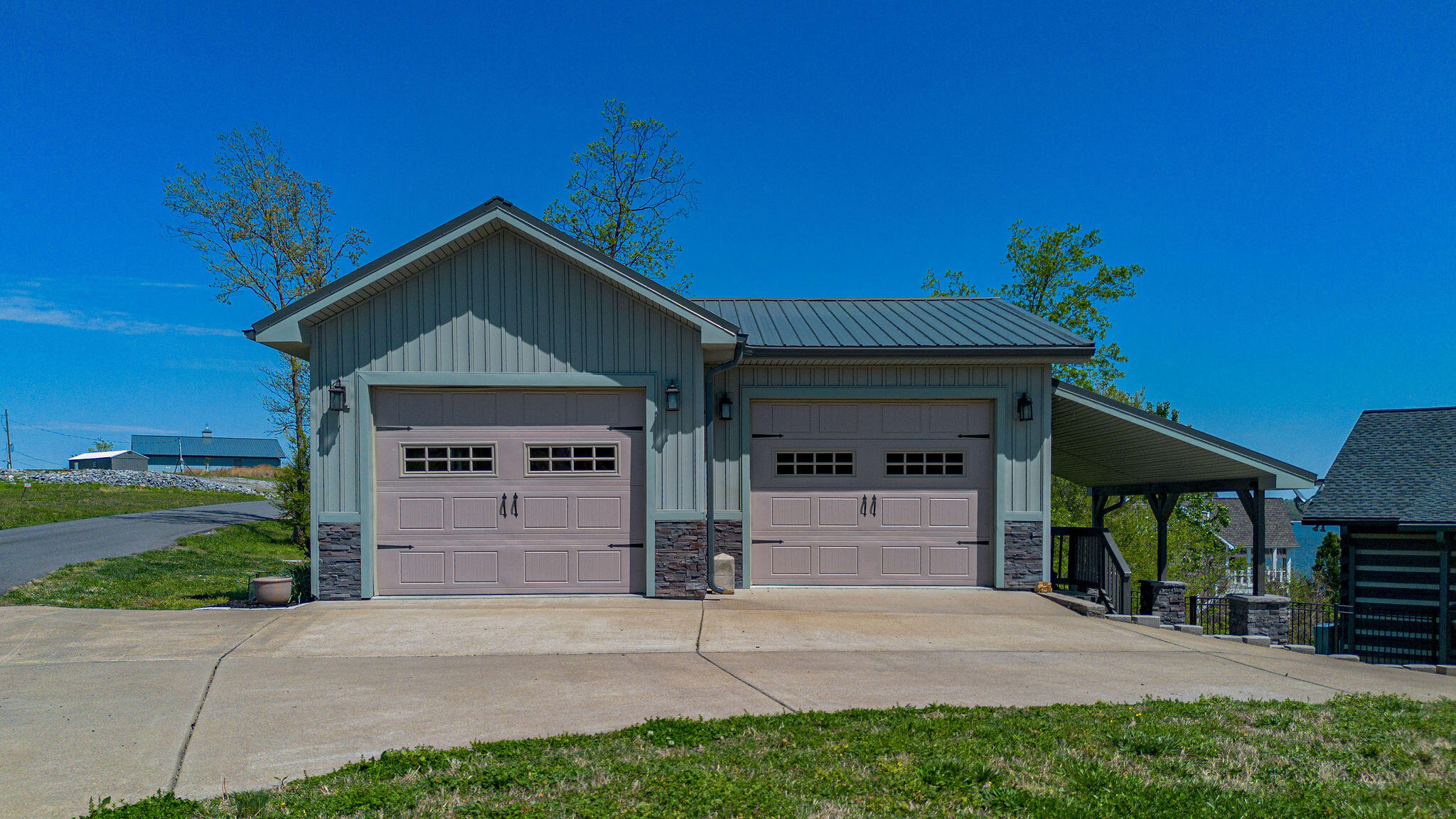458 Sherwood Drive Property Photo 10