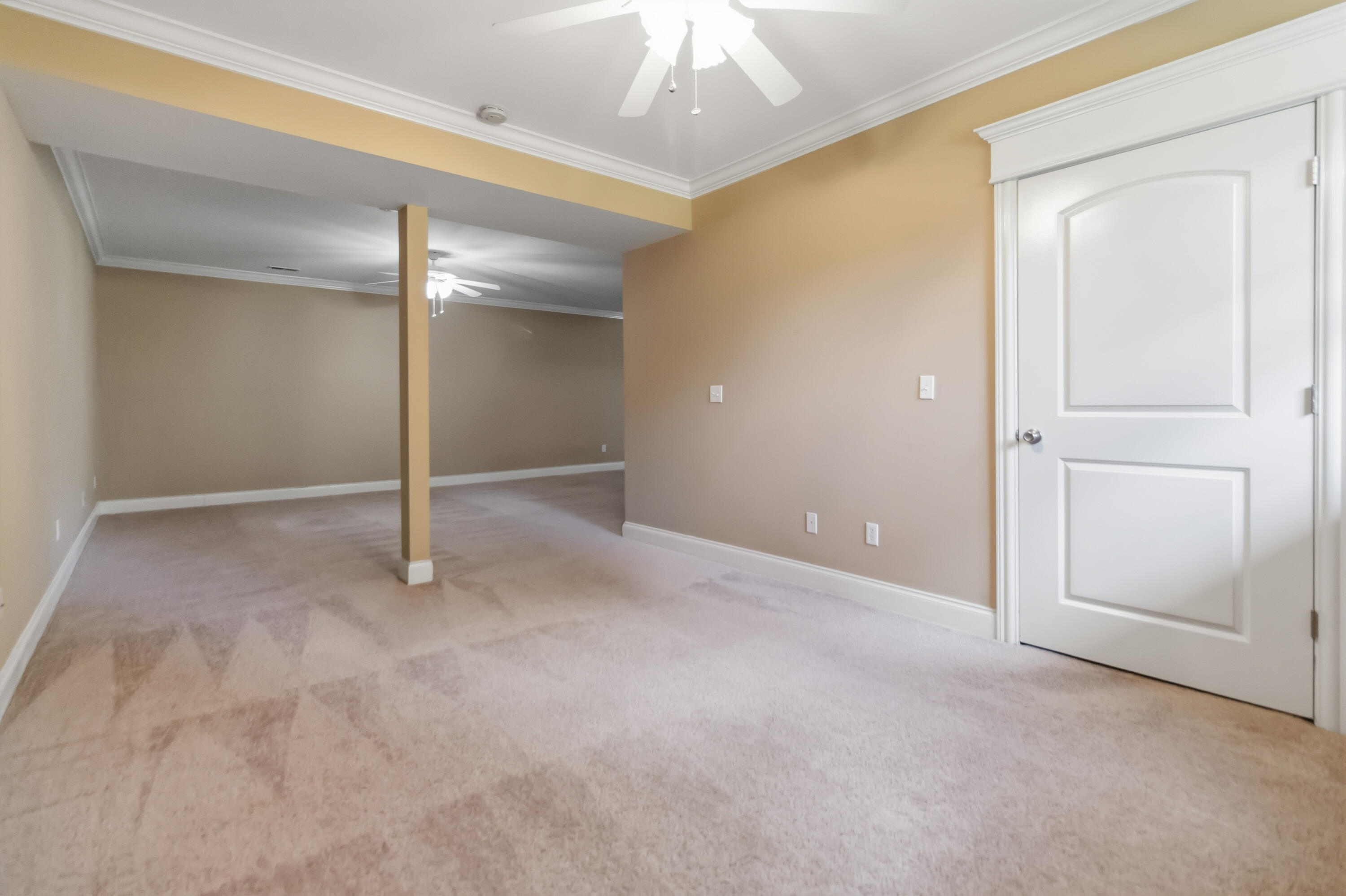 211 White Tail Run Property Photo 38