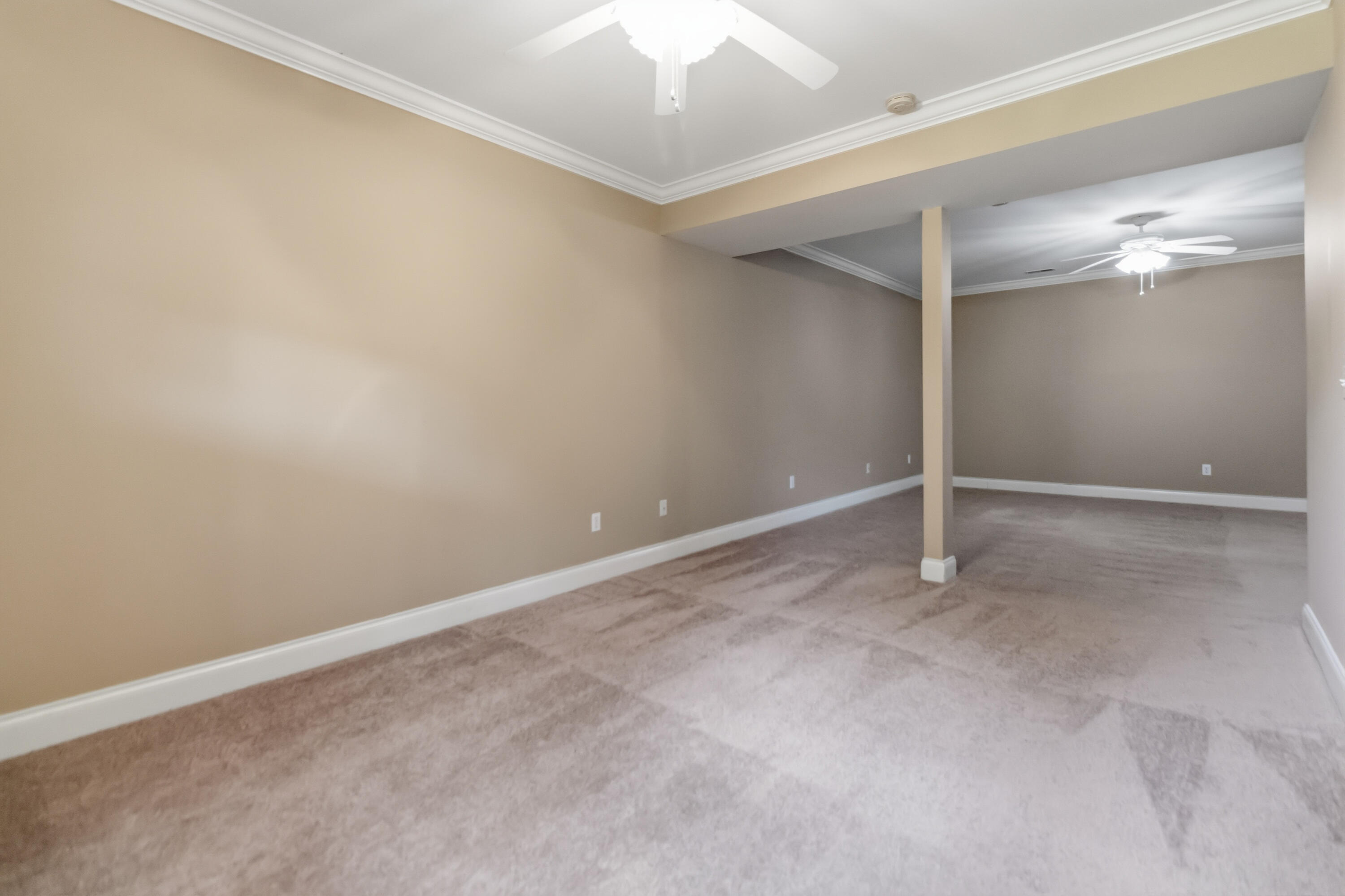 211 White Tail Run Property Photo 39