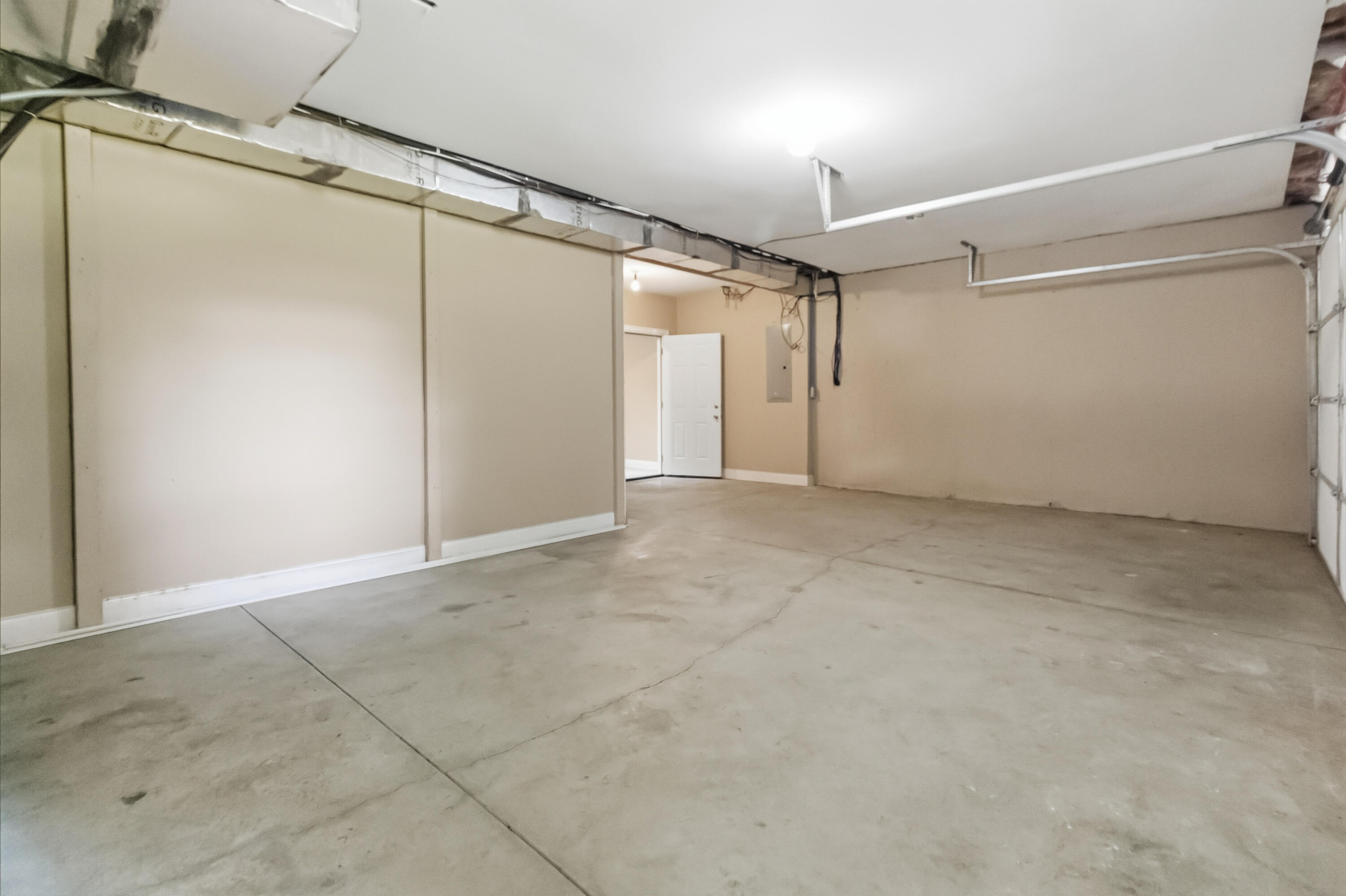 211 White Tail Run Property Photo 46
