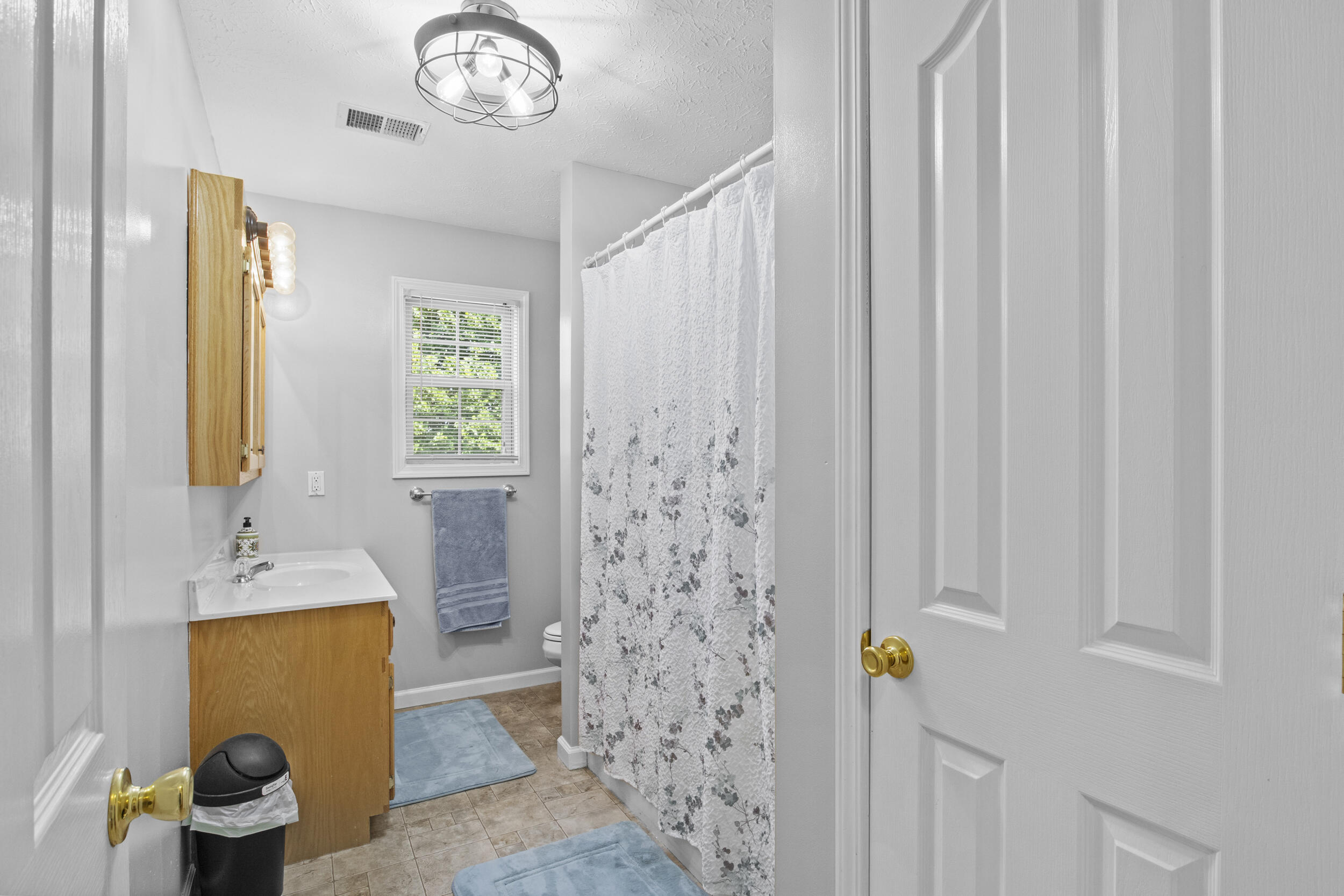 320 Kings Trace Drive Property Photo 23