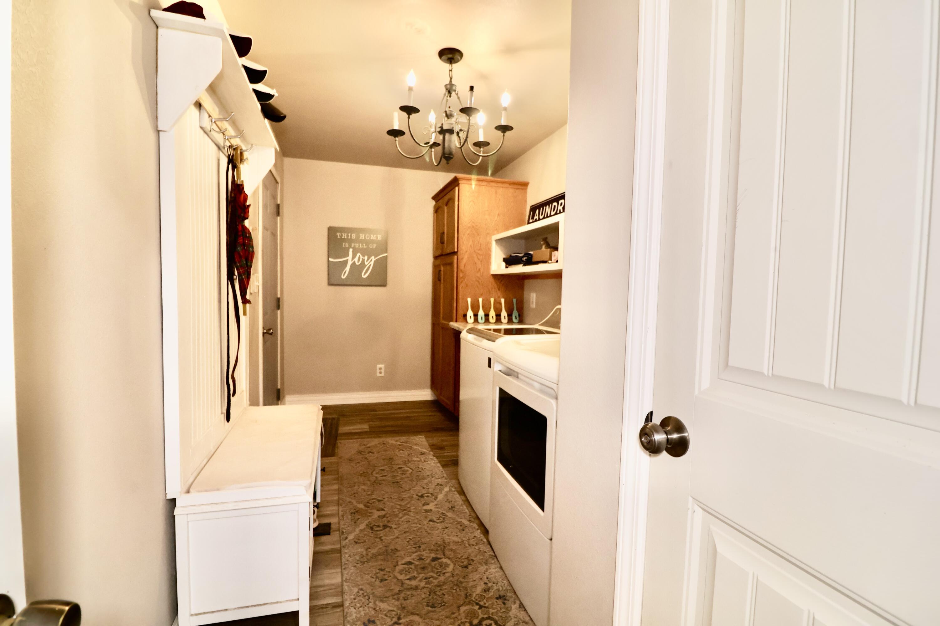 588 Bay Lane Property Photo 15